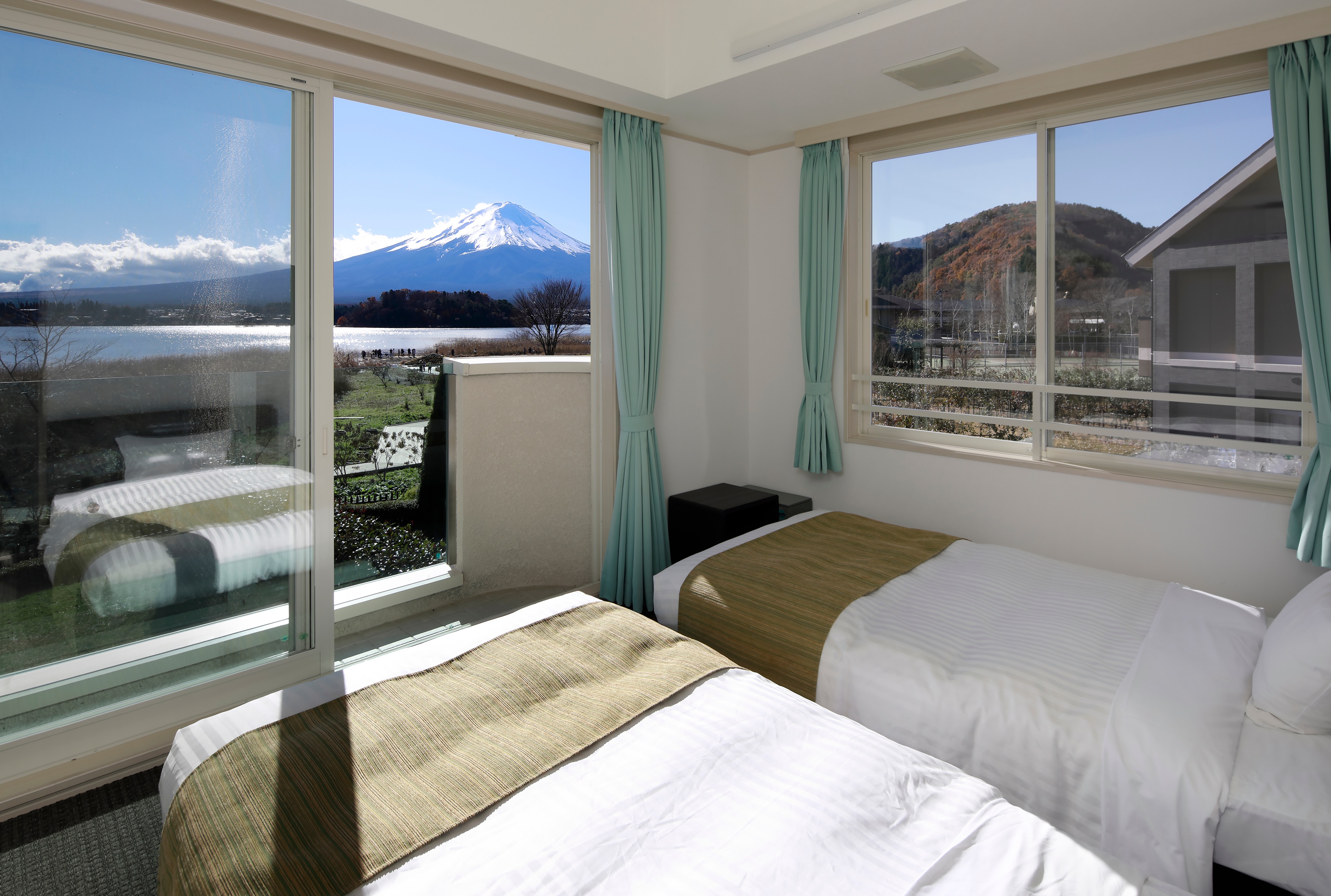Mint bedroom