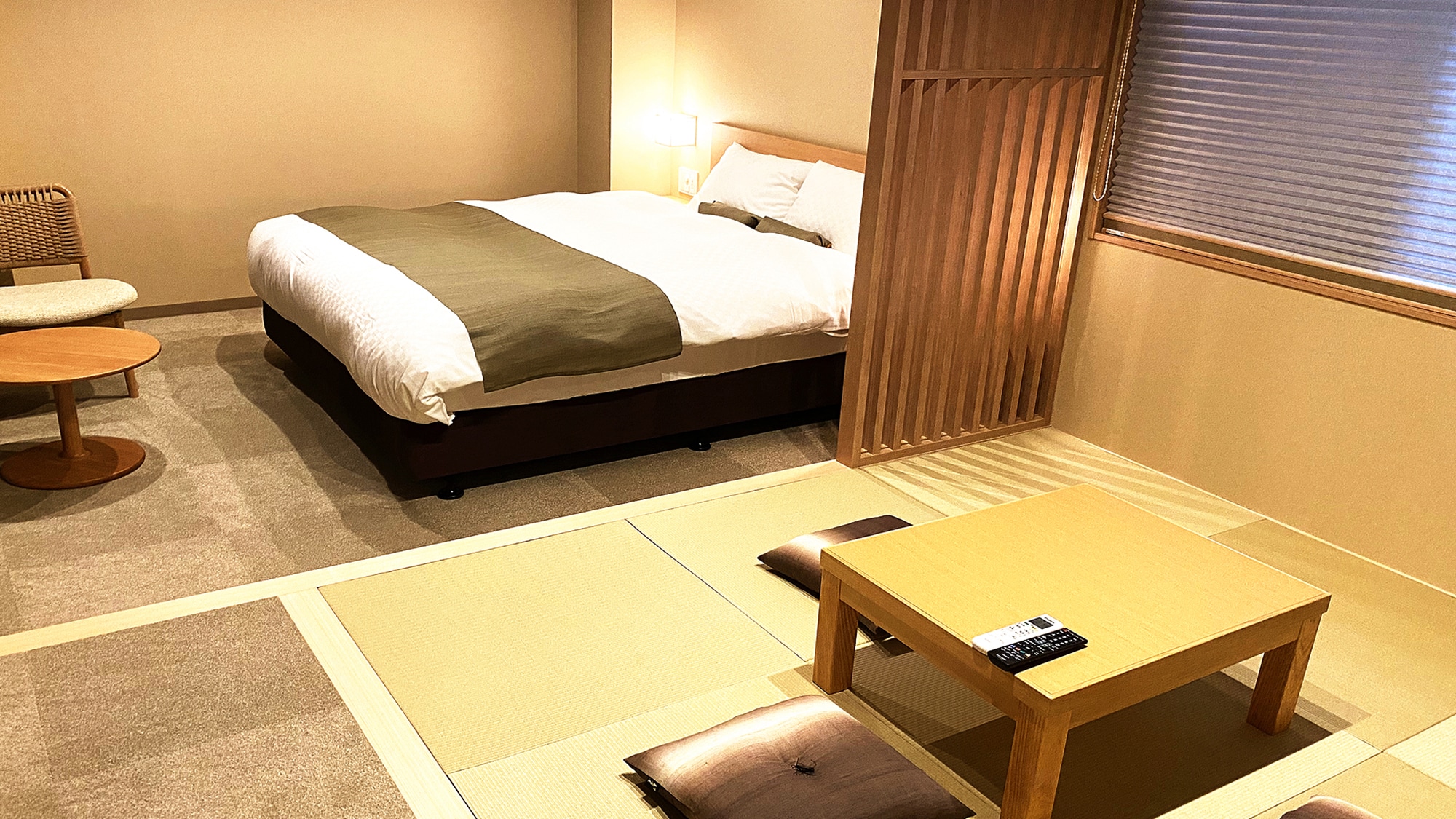 ห้องเตียงควีนไซส์สไตล์ญี่ปุ่น-ตะวันตก เอ