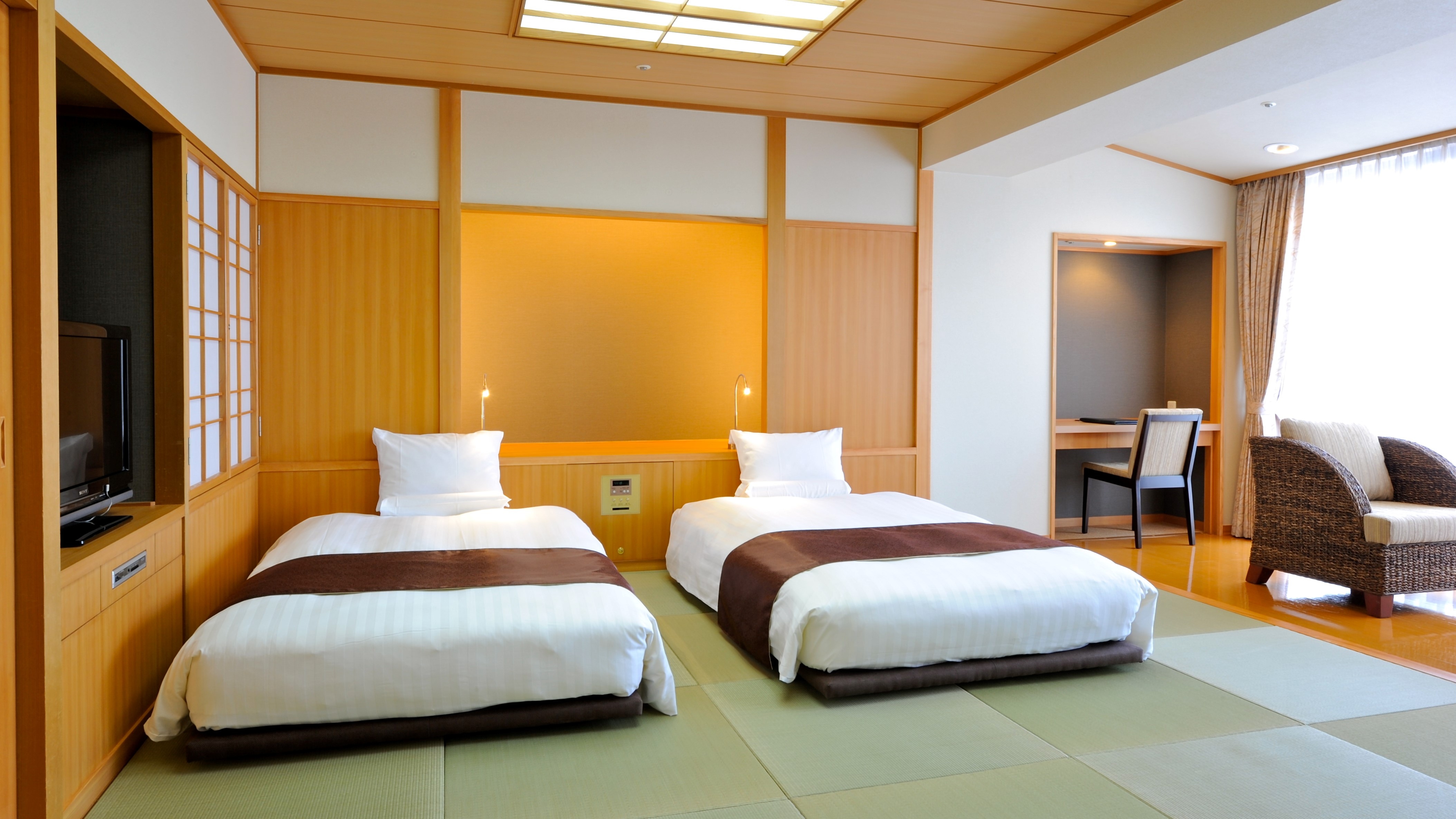 Japanese-style twin room