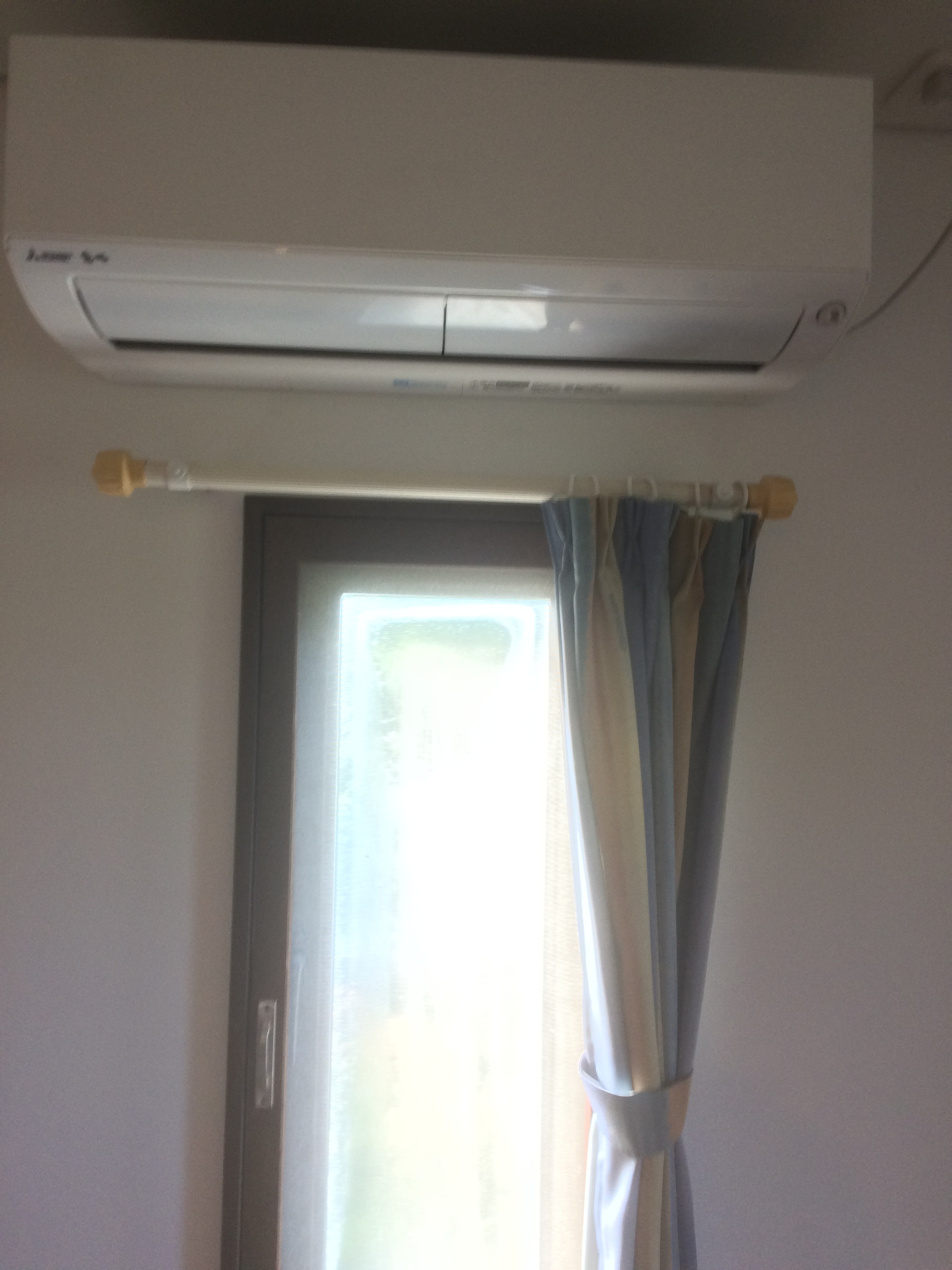 2017/07/26. Air conditioners installed in 3 rooms