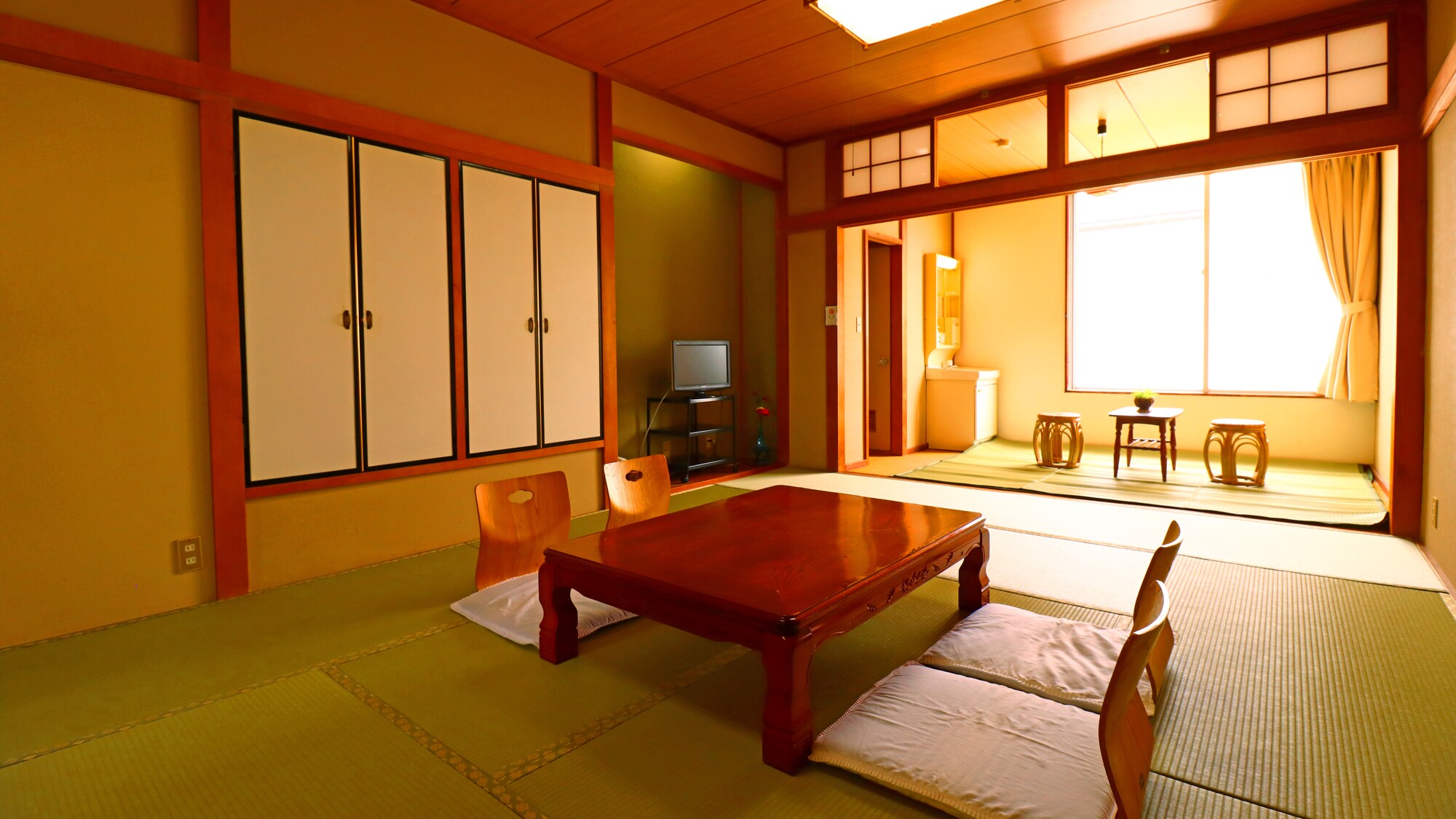 #Japanese-style room 12 tatami mats + veranda 3 tatami mats All Japanese-style rooms have a toilet