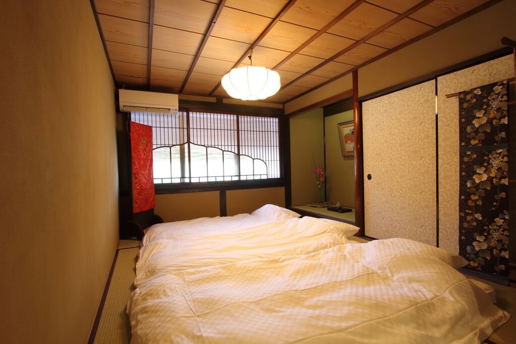 2F Japanese-style room
