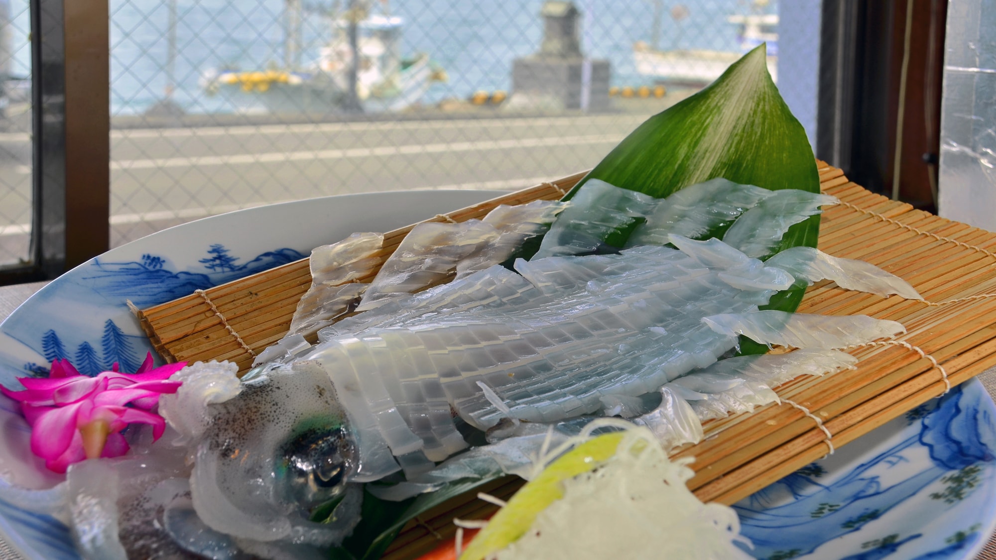 Yobuko's specialty! Ikizukuri of squid