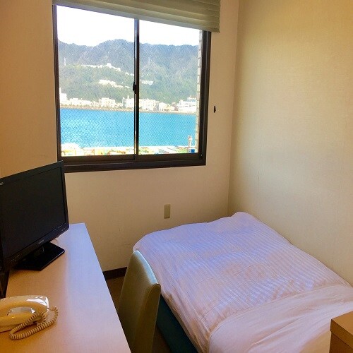 Guest room semi-double sea side
