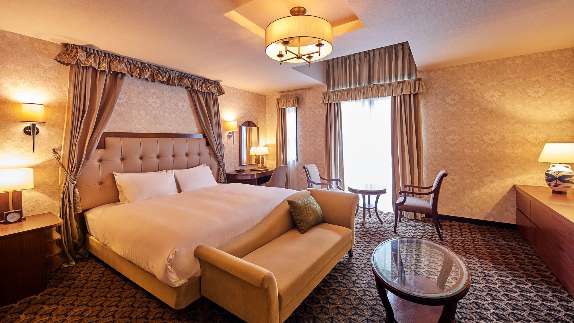Deluxe Double/48.2㎡/A spacious double room where you can relax