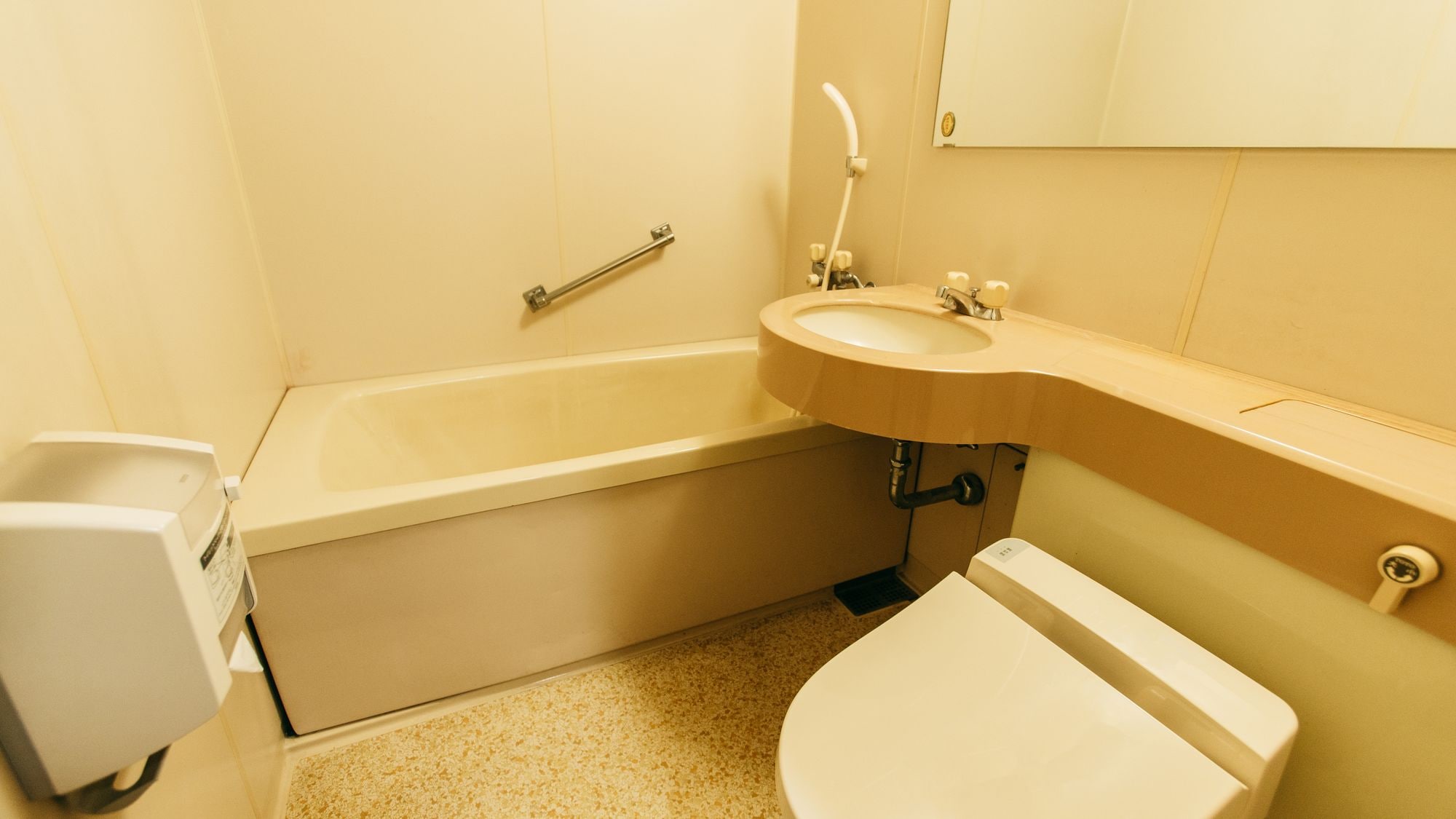Japanese-Western style room (with bath)「41㎡」／Bathroom