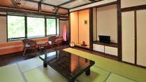 Japanese-style room (8 tatami mats)