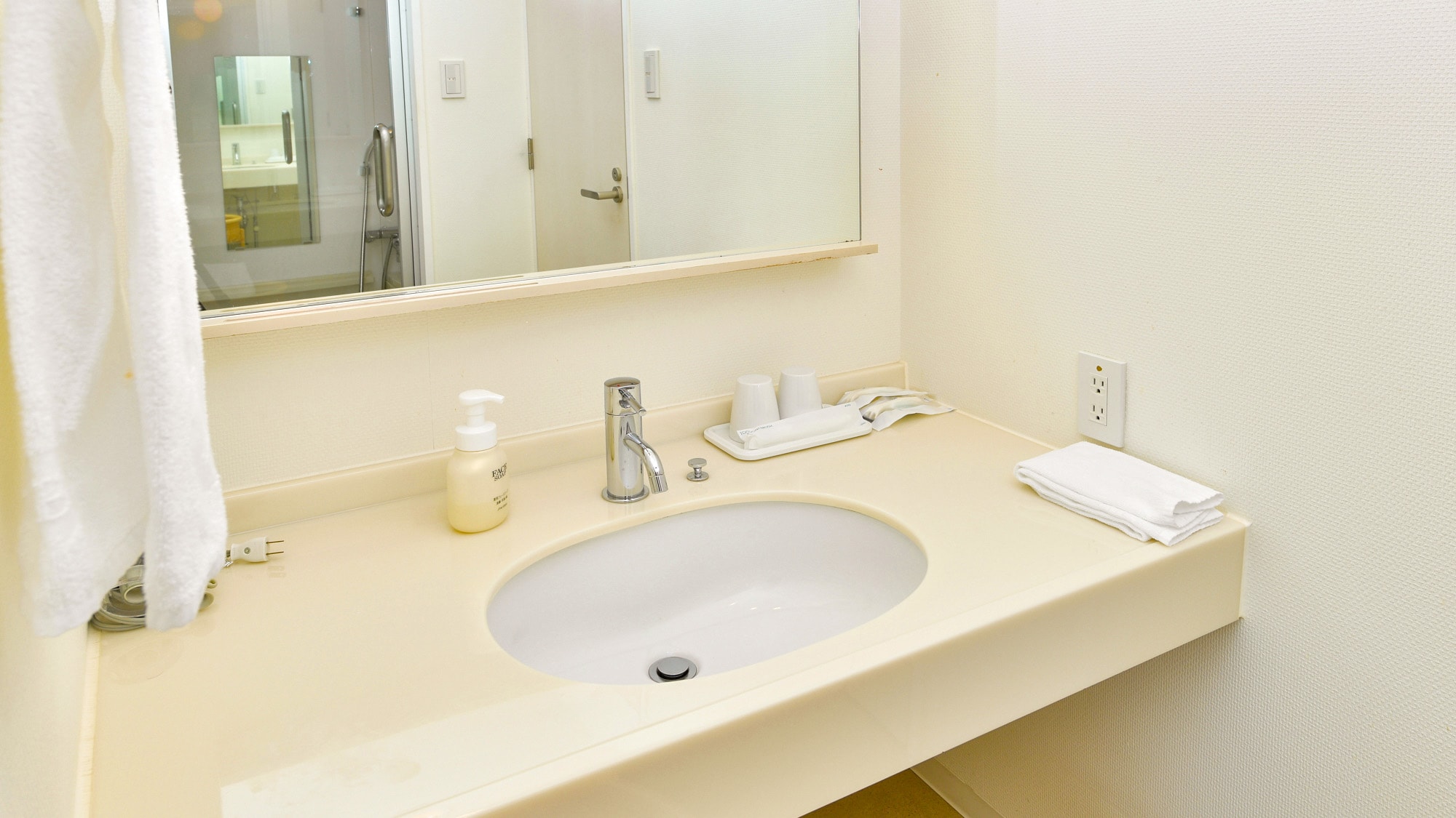 Standalone bathroom vanity ～Superior twin/Queen double～