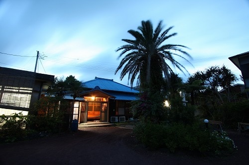 Exterior of Funamisou at night
