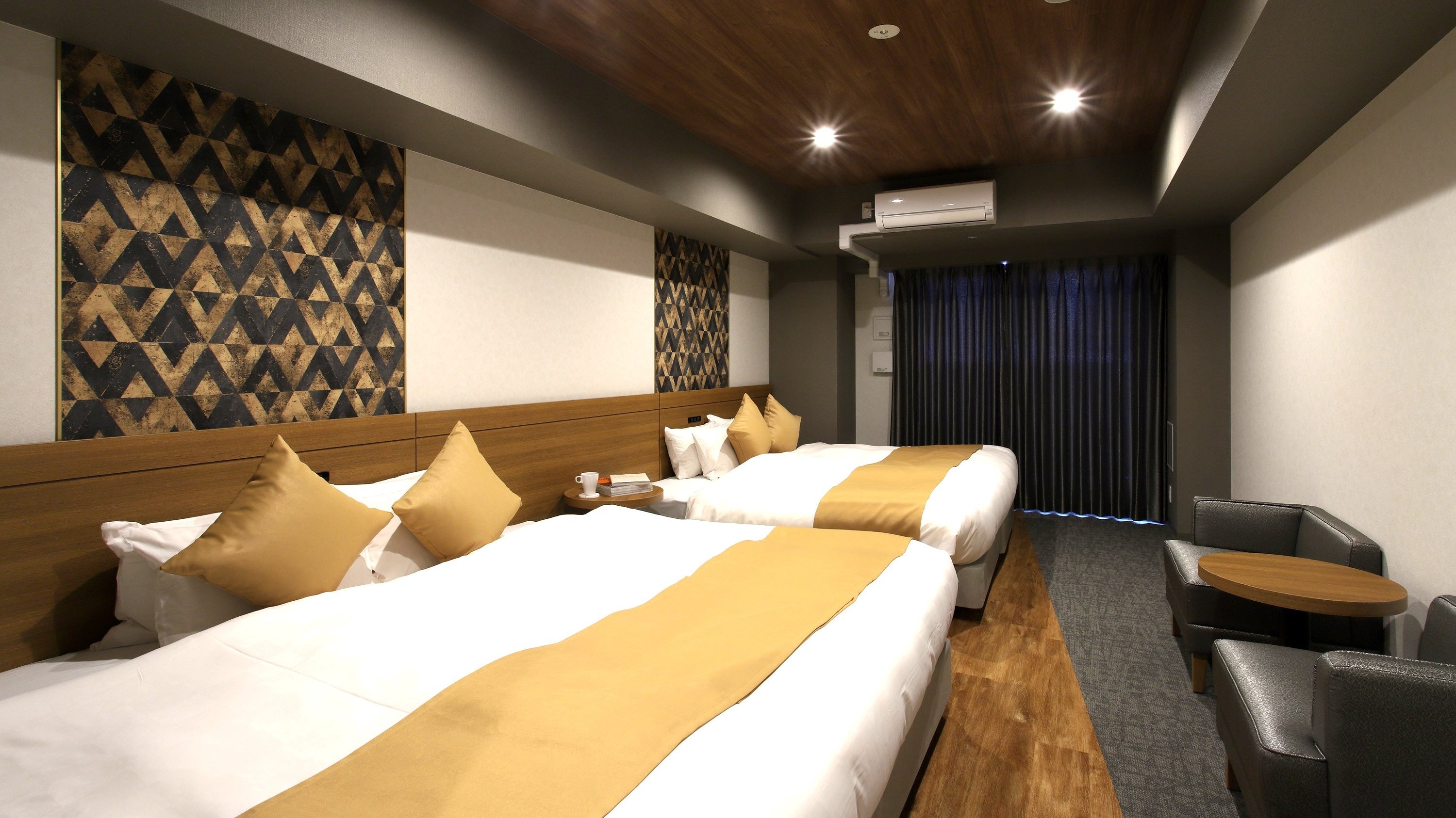 [Deluxe Twin Room] Simmons bed complete ★ 2 king beds! Recommended for couples and couples