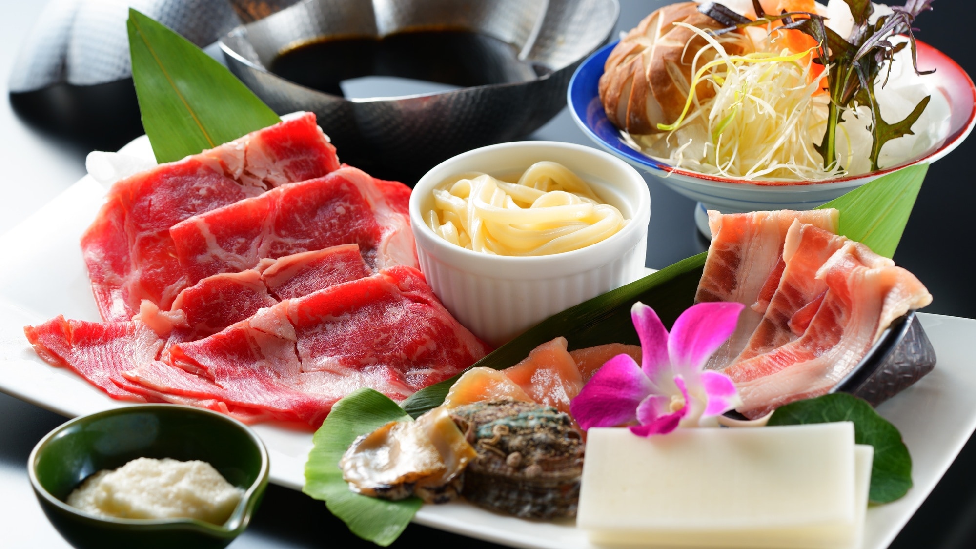 [Shimabara Gourmet Kaiseki / ฤดูใบไม้ผลิ/ฤดูร้อน 2026] เพลิดเพลินกับเนื้อวัวนางาซากิและไก่ชิมาบาระในสุกี้ยากี้สไตล์คันโตสุดหรู!