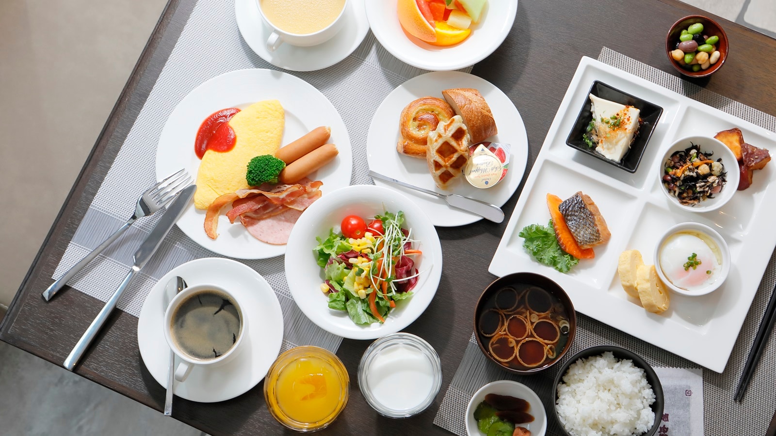 1st floor all-day dining "Montmartre" Morning Buffet