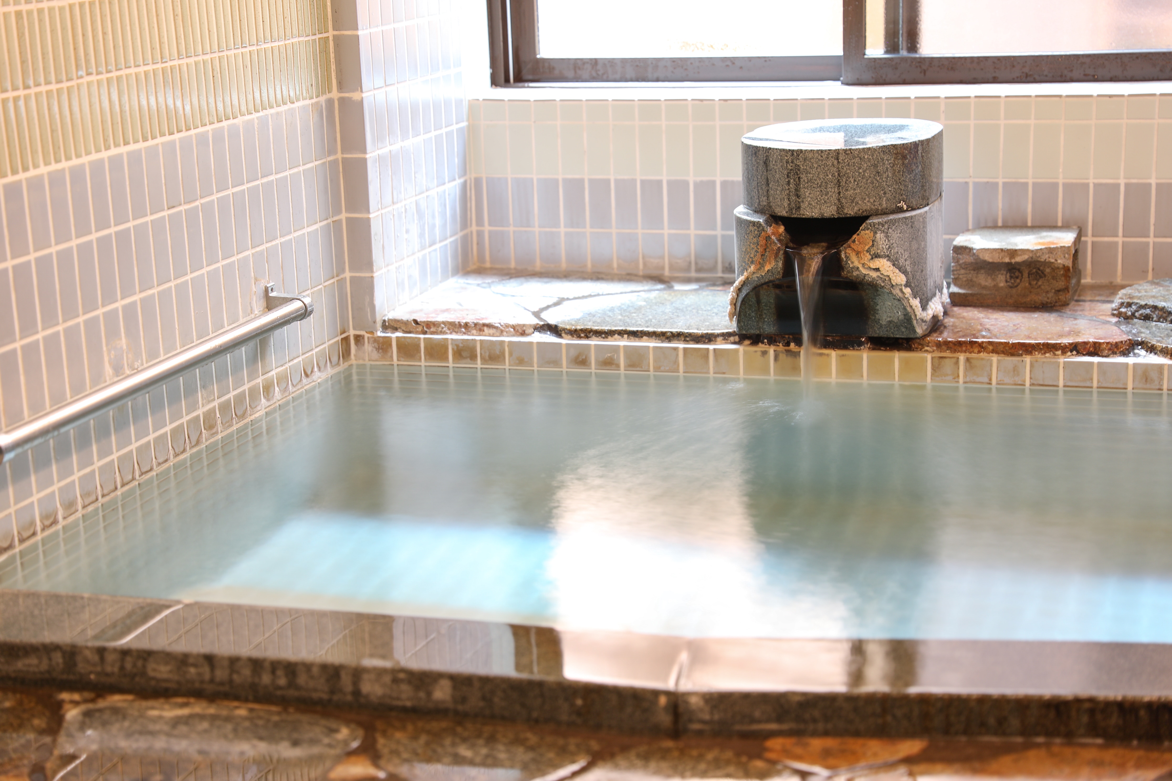 Tham quan các khách sạn chị em của chúng tôi: Phòng tắm riêng "Take no Yu" của Masuya Ryokan