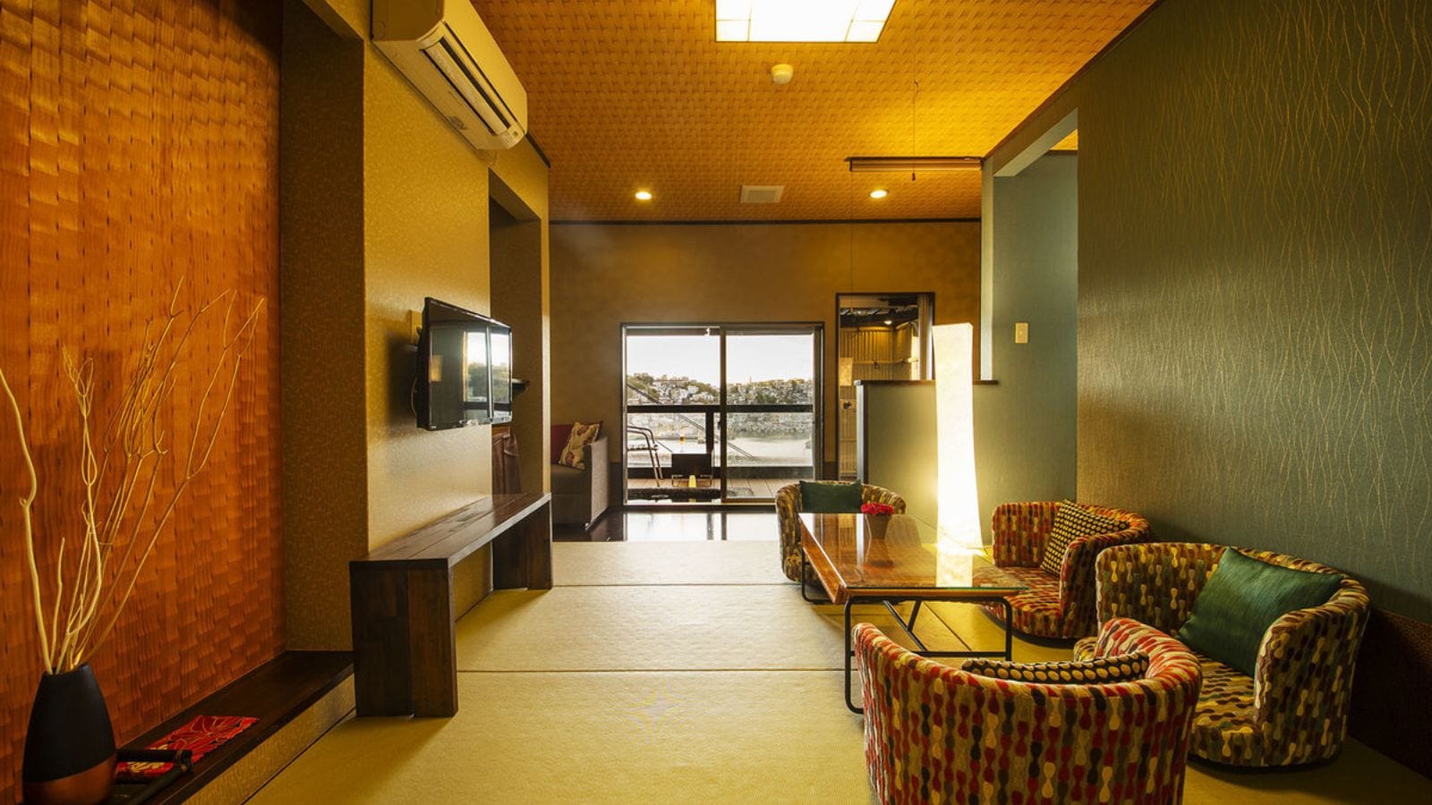 Guest room with open-air bath "Hide and Seek"