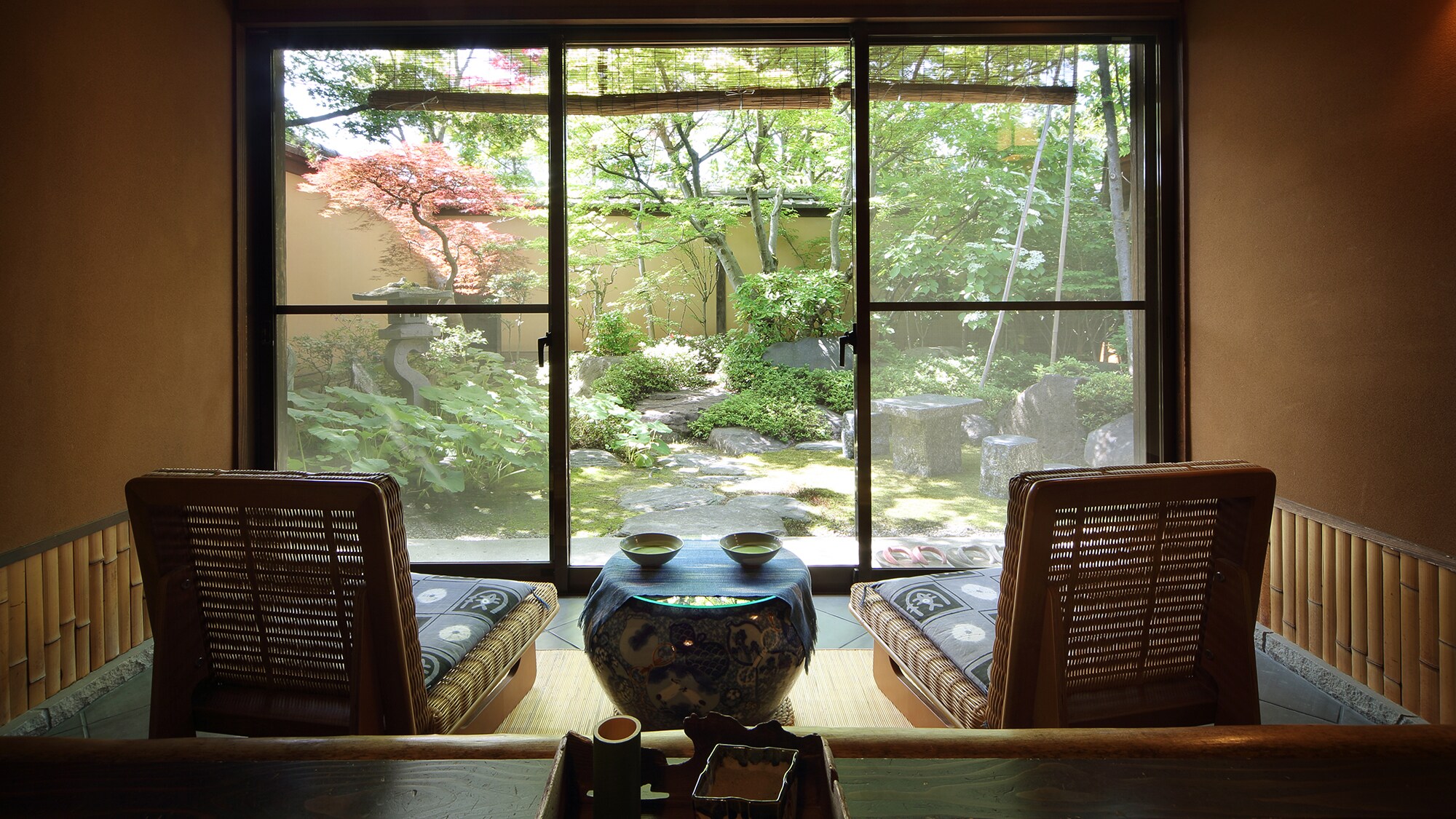 Annex "Rijinkyou" Main room + next room + veranda + Zao Stone Hot Spring open-air bath