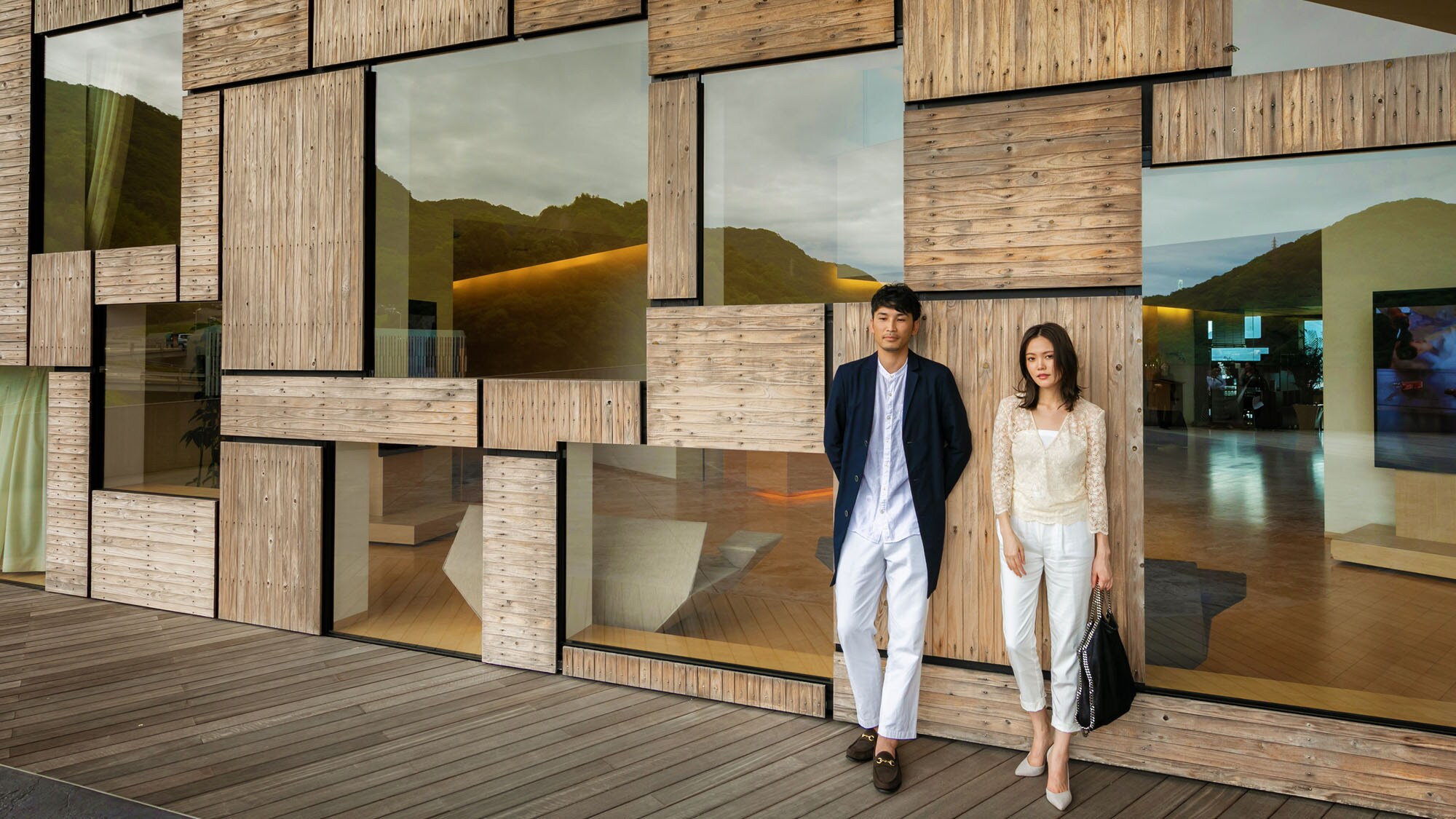 時尚的設計，融合了木材的溫暖，是只有隈研吾才能創造的特殊空間。