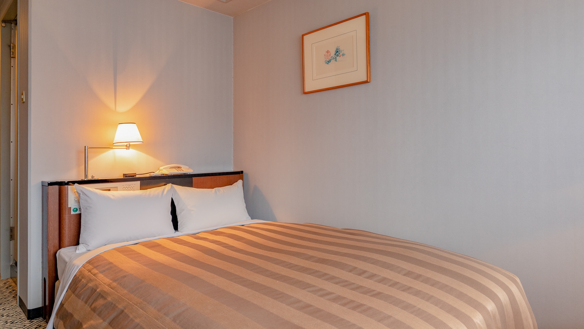 <Semi-double room> 16㎡ / Bed width 120cm