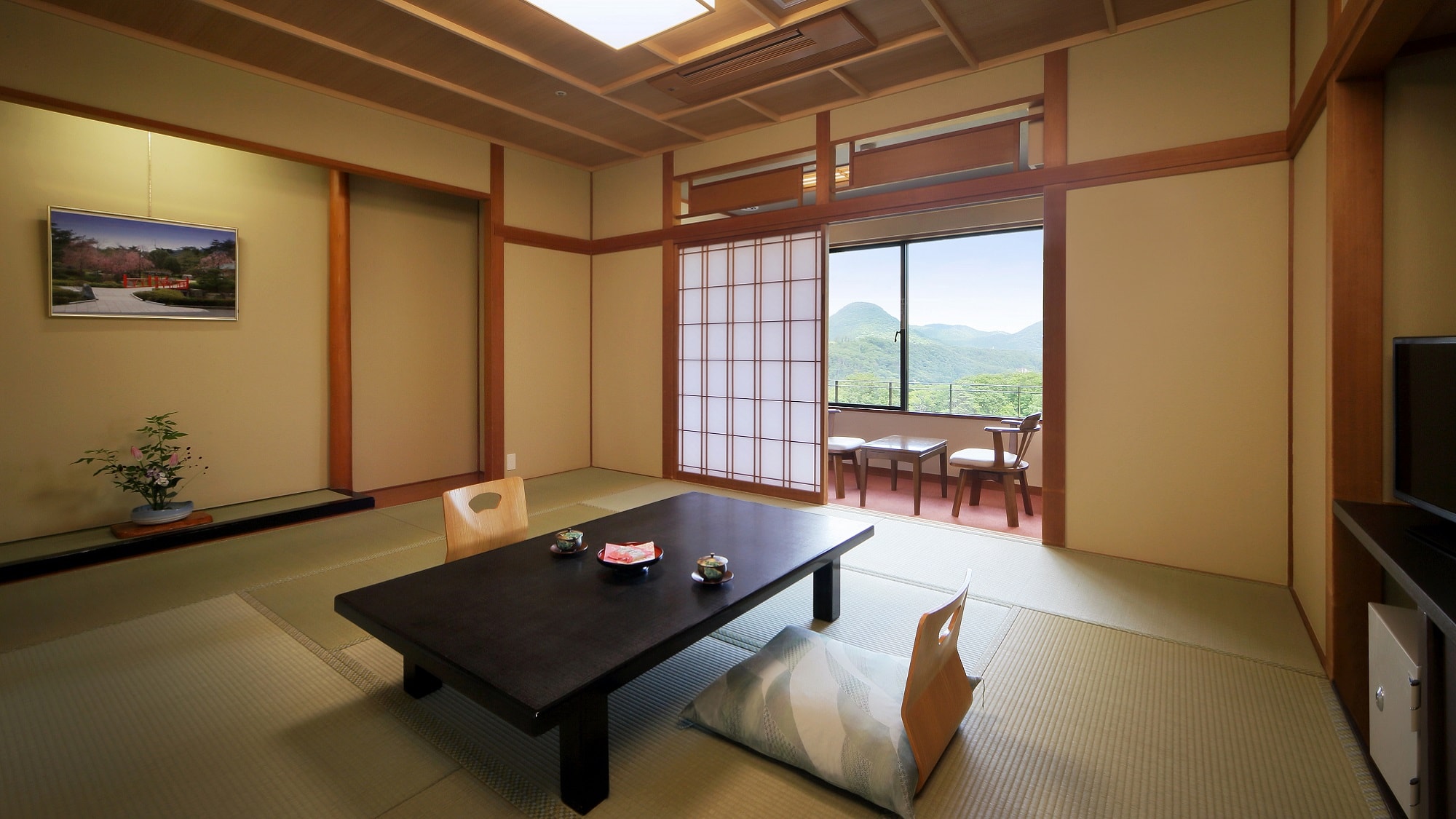 A view unique to Ryokusuitei! 10 tatami Japanese-style room
