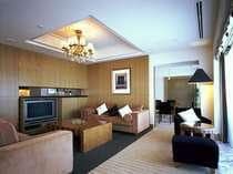 Phòng Suite Hoàng gia 2