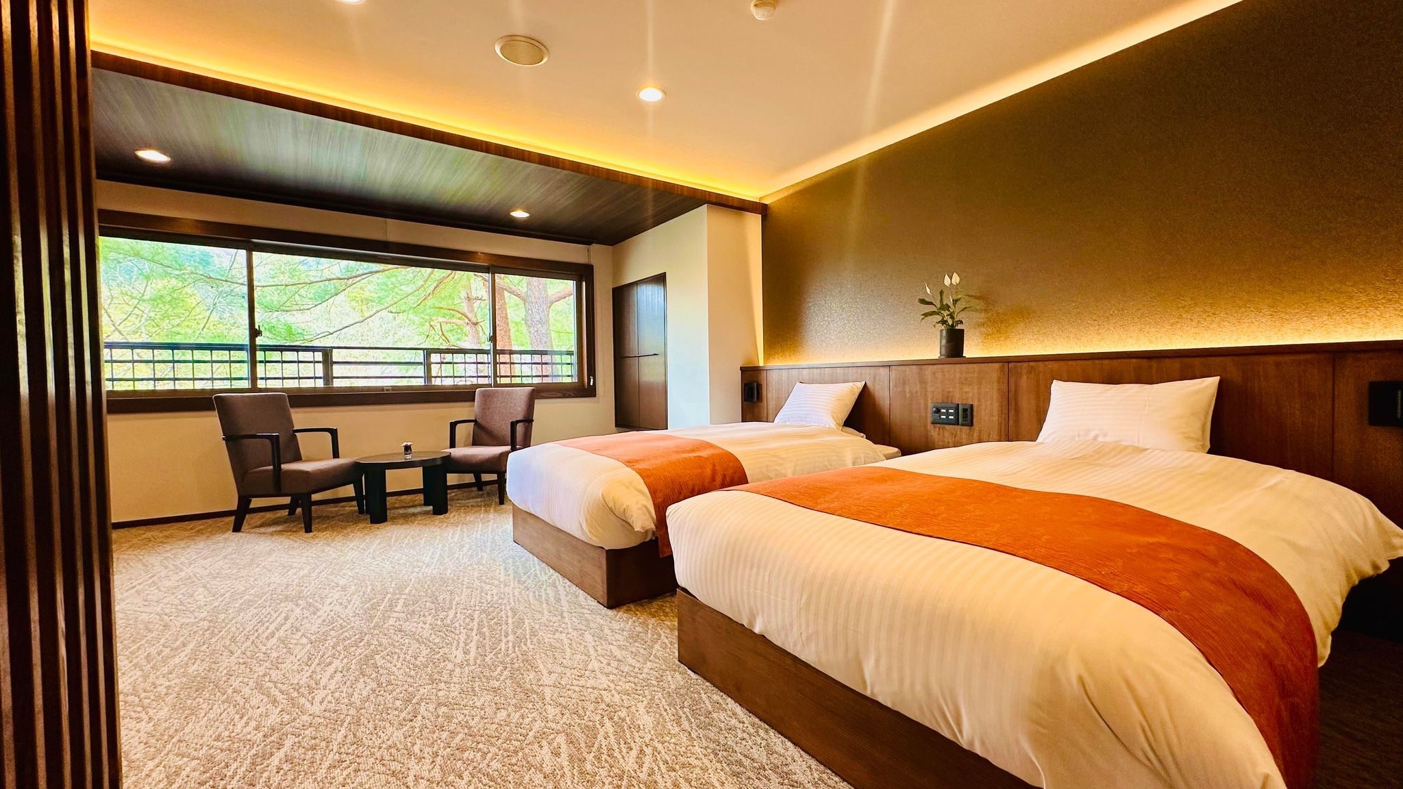 Renovated in April 2024! The Japanese-style room "Agebono" has become a more comfortable bed-type guest room.