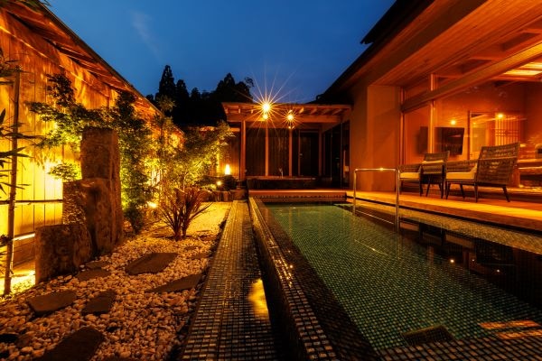Kolam Biru