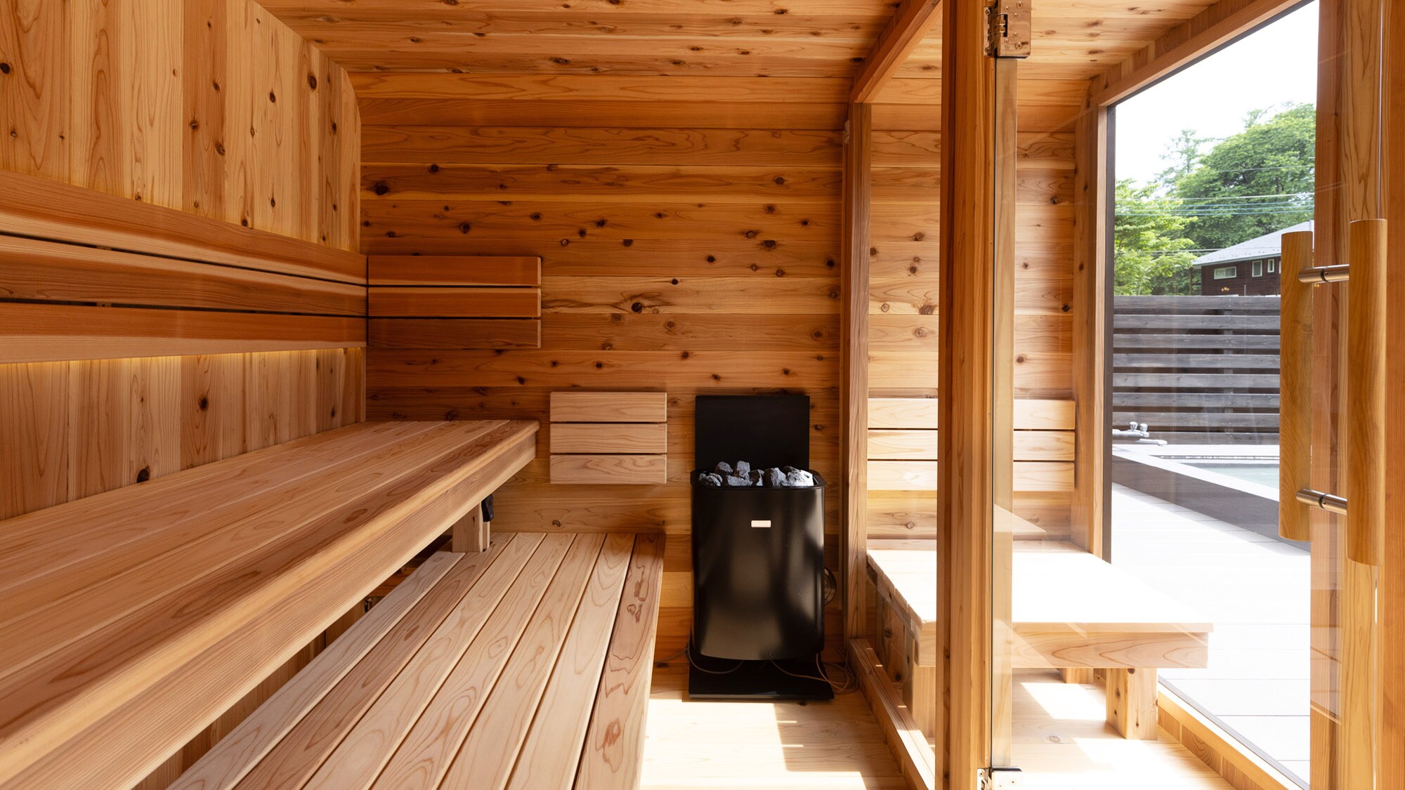 ・[三溫暖] 與家人或朋友一起享受桑拿會帶給您不同於一般桑拿的特殊放鬆感。