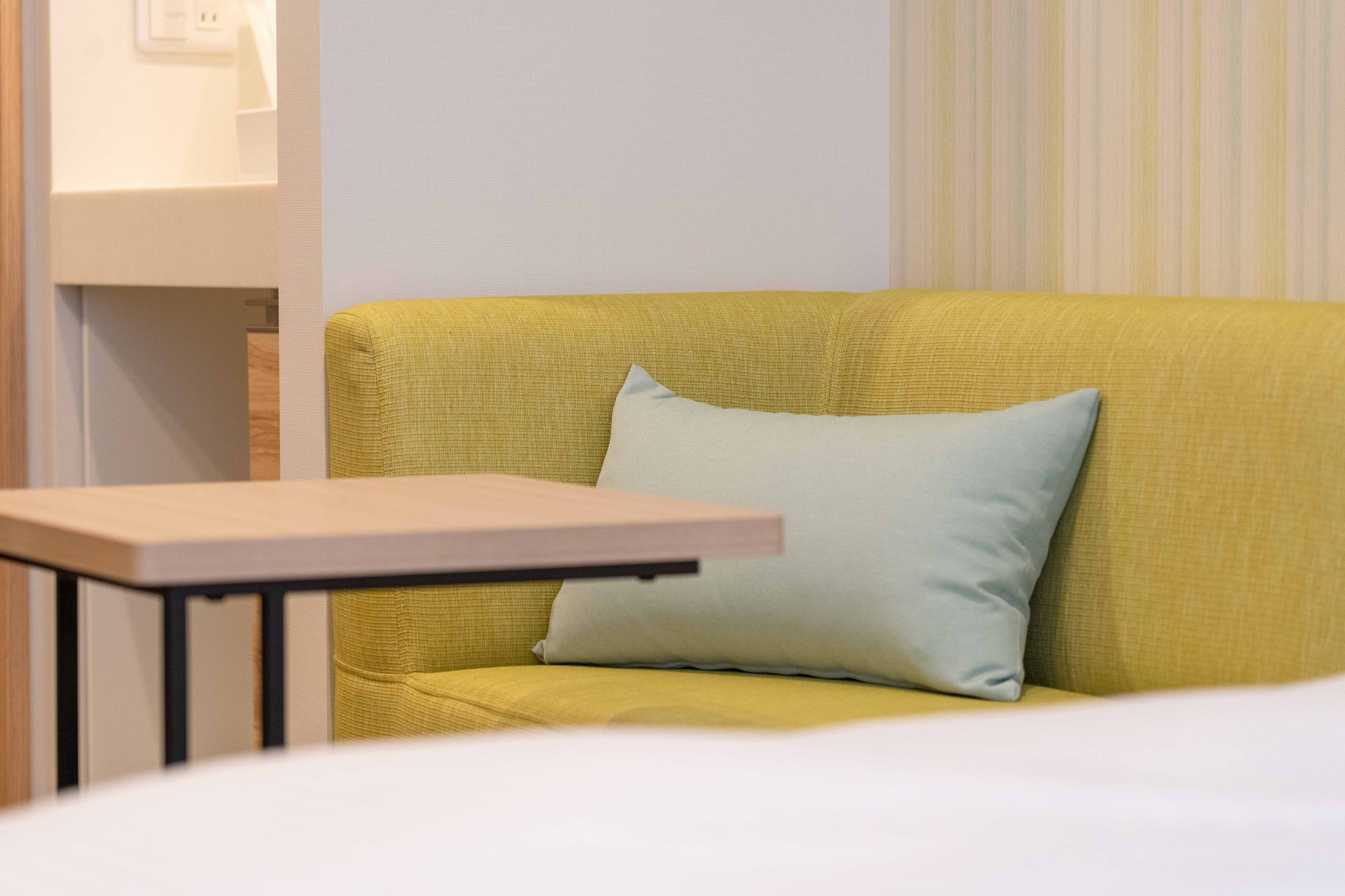 Guest room image