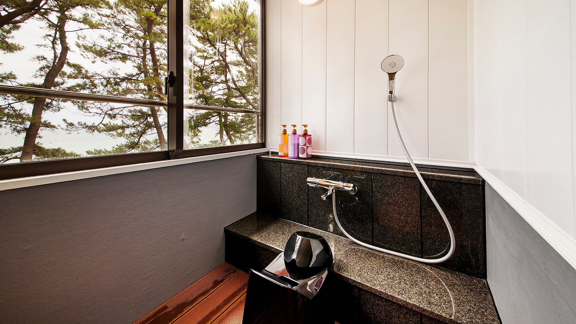[Twin with ocean view semi-open-air bath] -Bath-