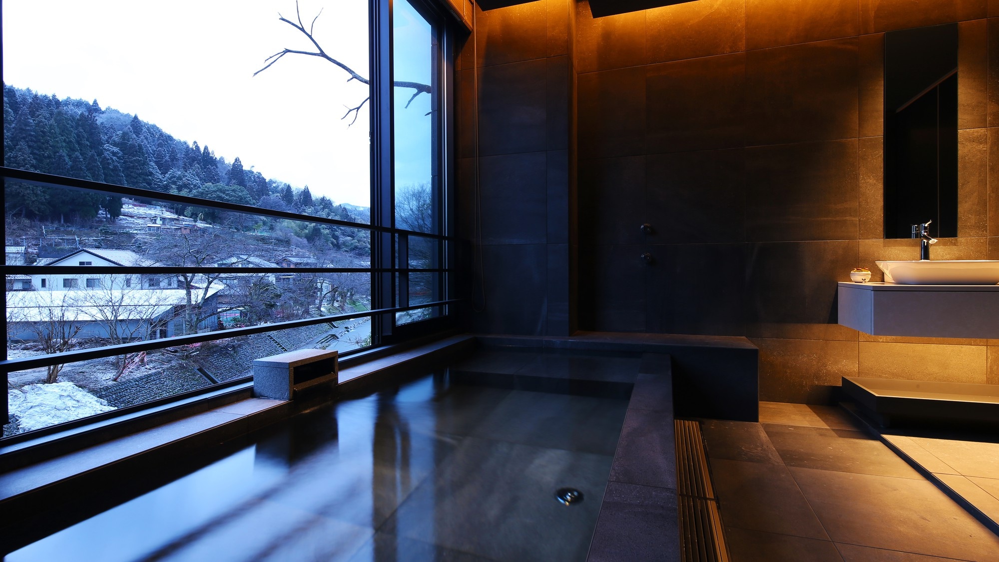川見套房 日式現代風格 附半露天溫泉浴池 [87平方公尺]