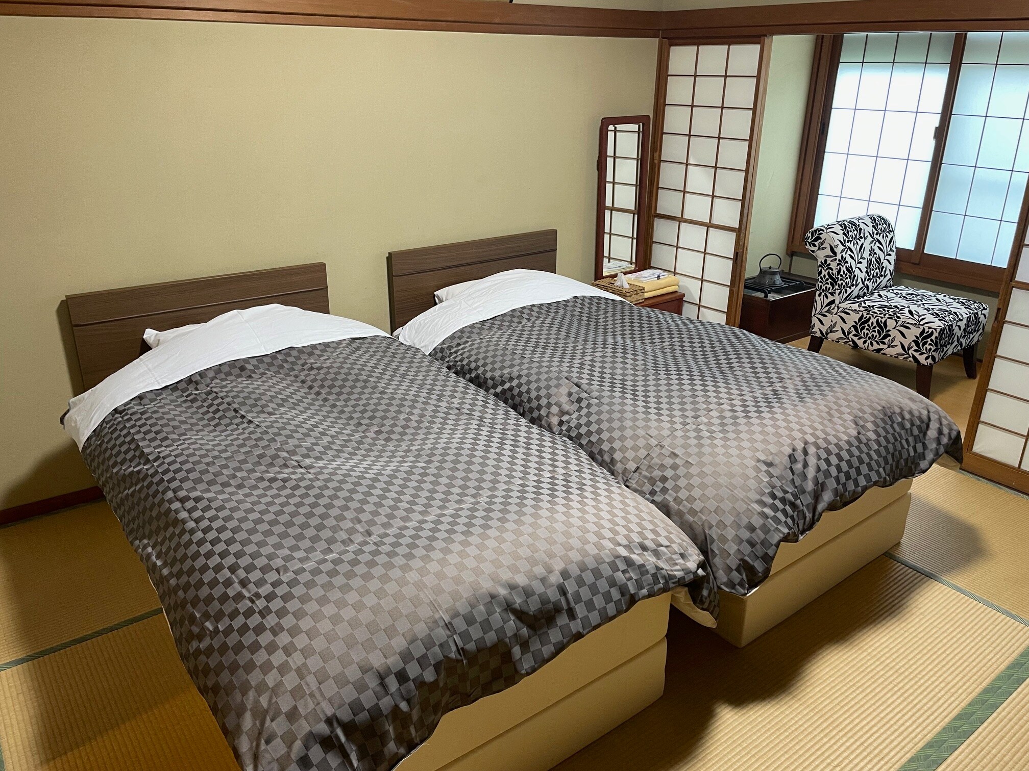 Japanese-style bed (no toilet 3)