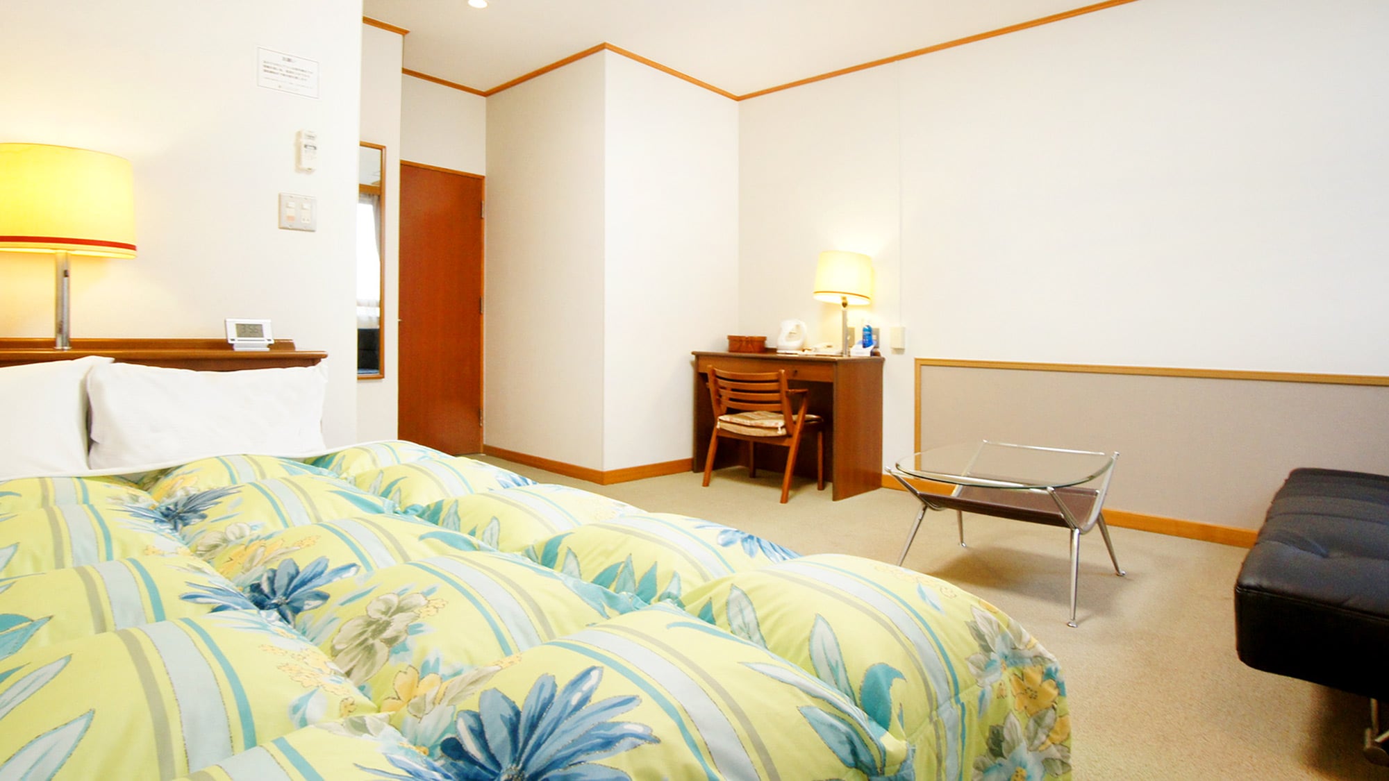 ◆Superior Double◆A spacious room with a 140cm wide bed♪