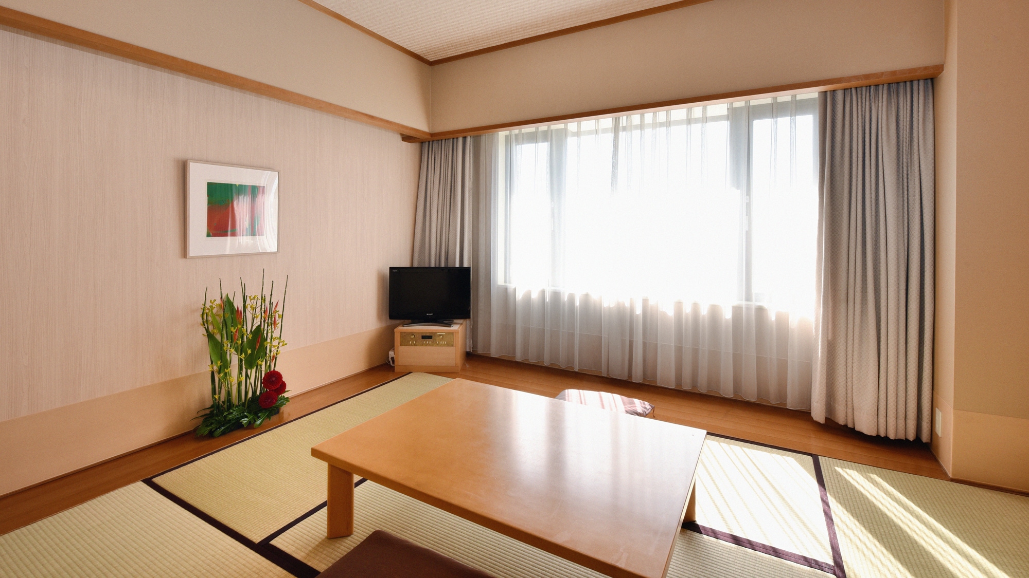 Japanese-style room (Japanese room) << 6 tatami mats / 24 square meters >>
