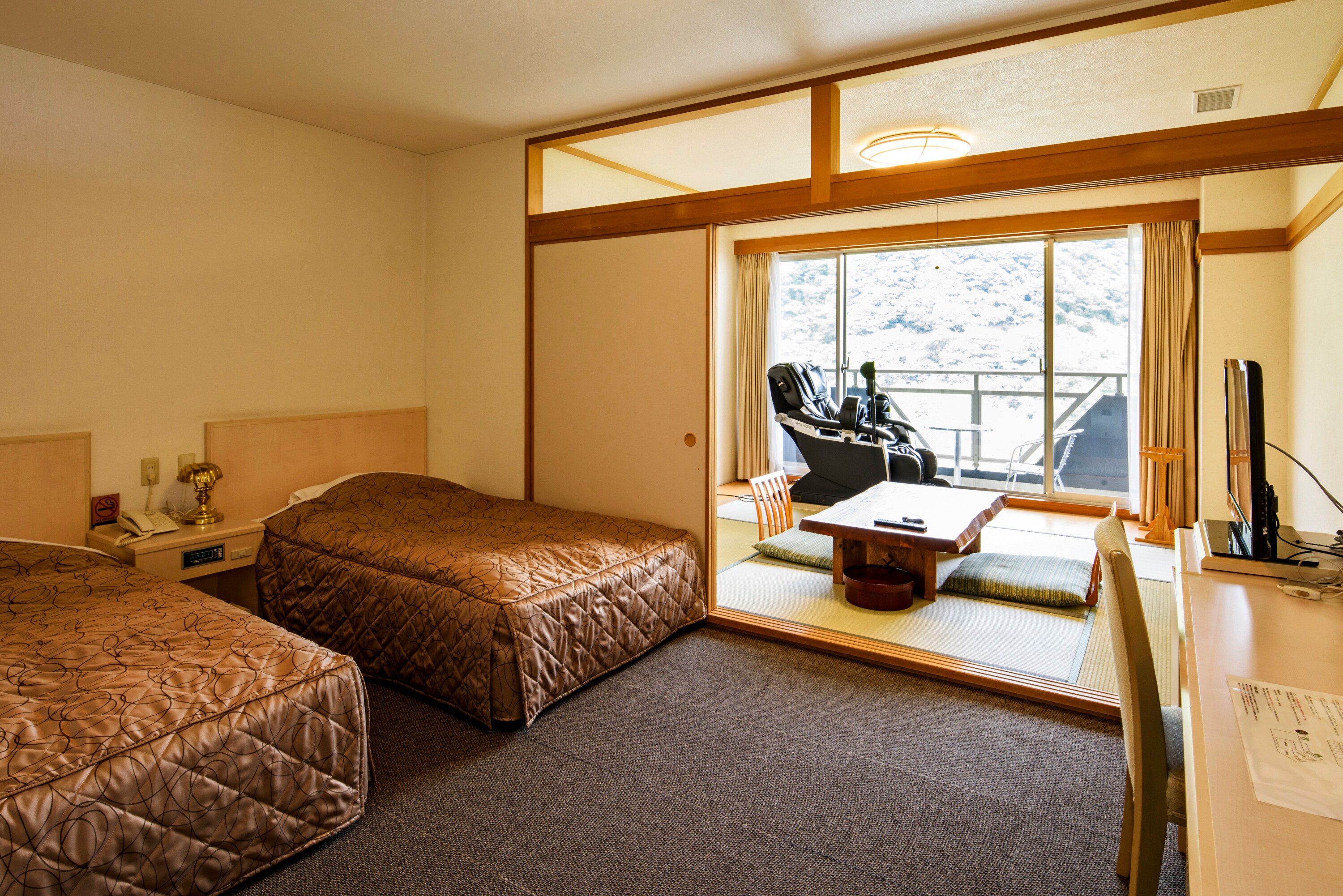 日式和西式房間