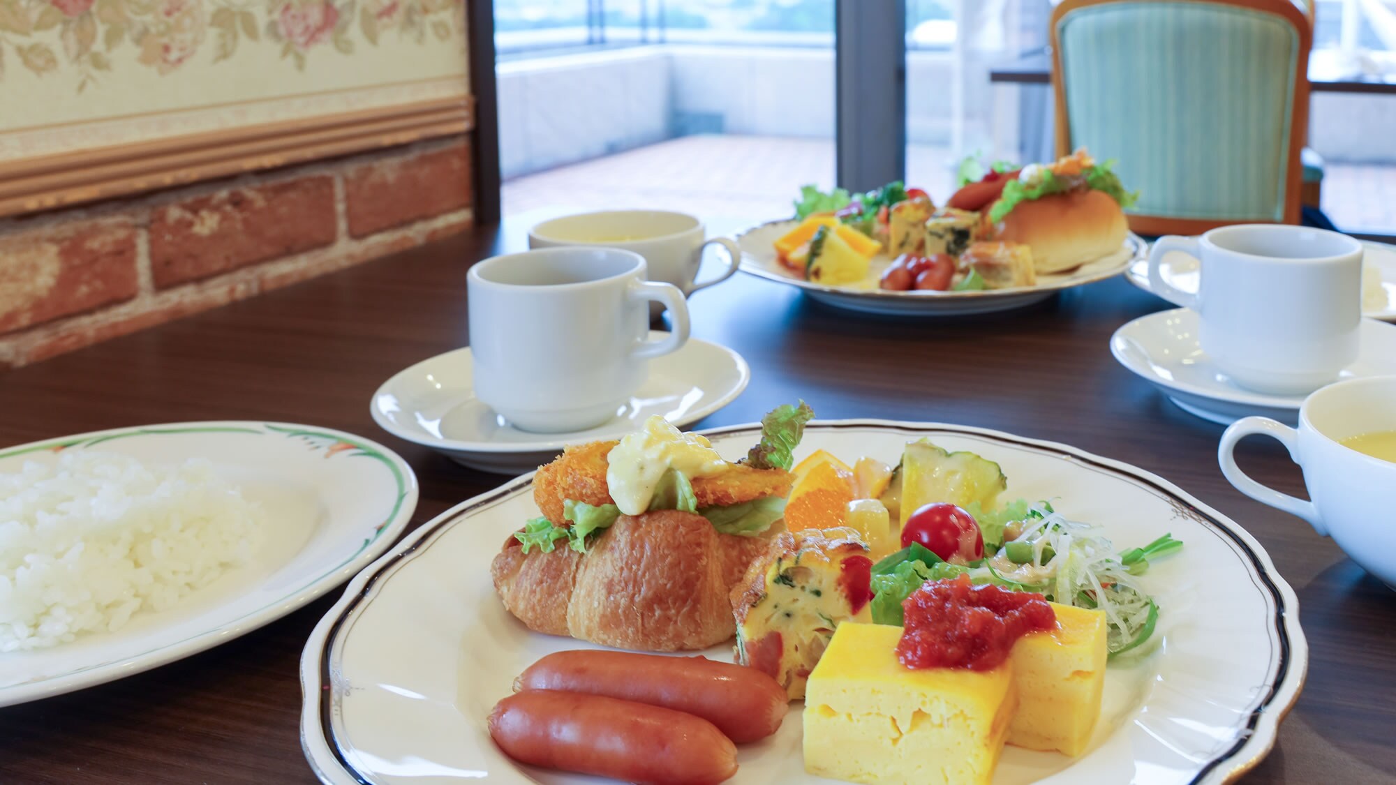 Breakfast is a buffet. Example of a Western-style breakfast: From 7am