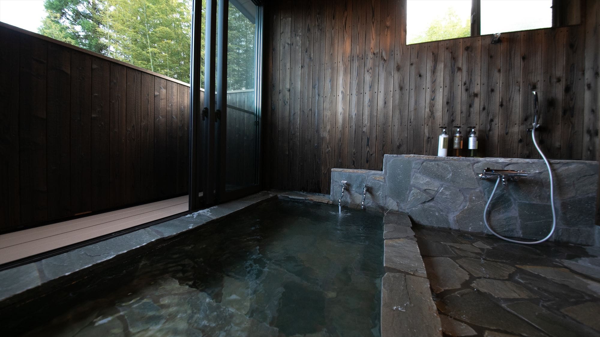 Image of guest room bath