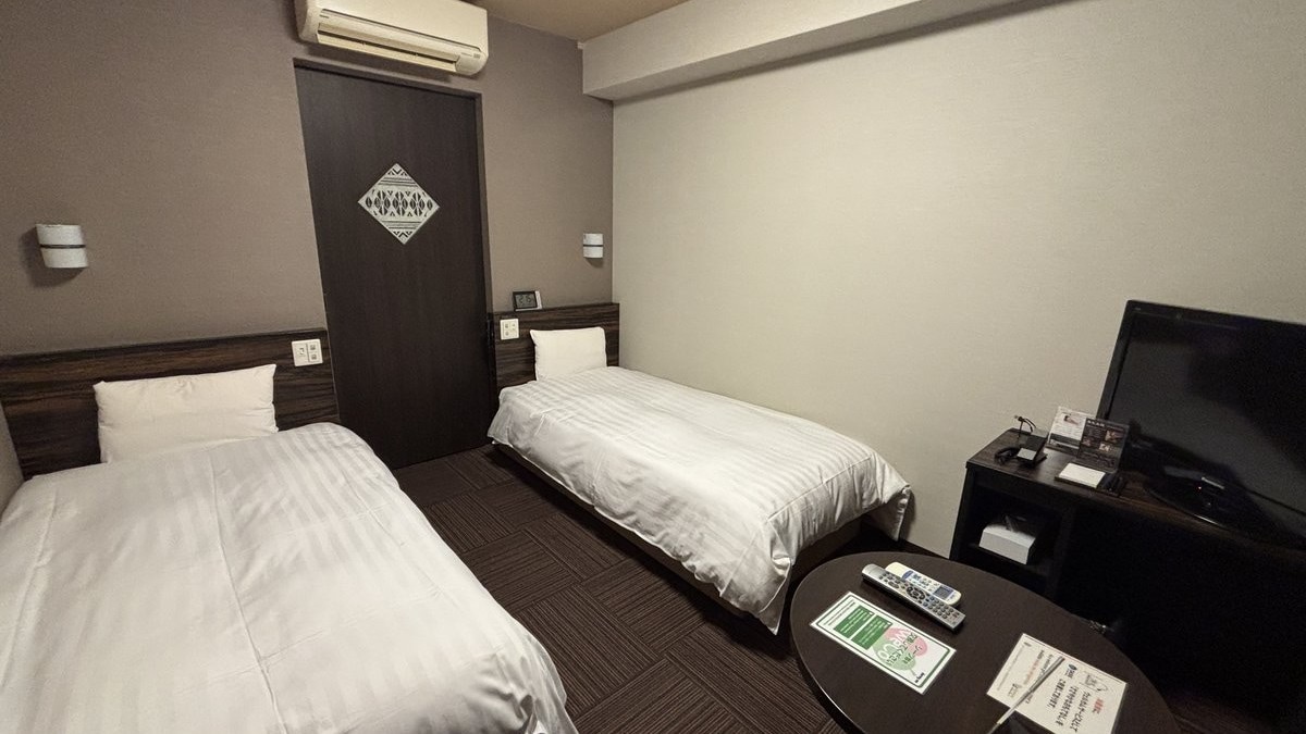 ◆금연 컴팩트 트윈룸 17.1㎡(침대 폭 90cm×195cm×2대)◆