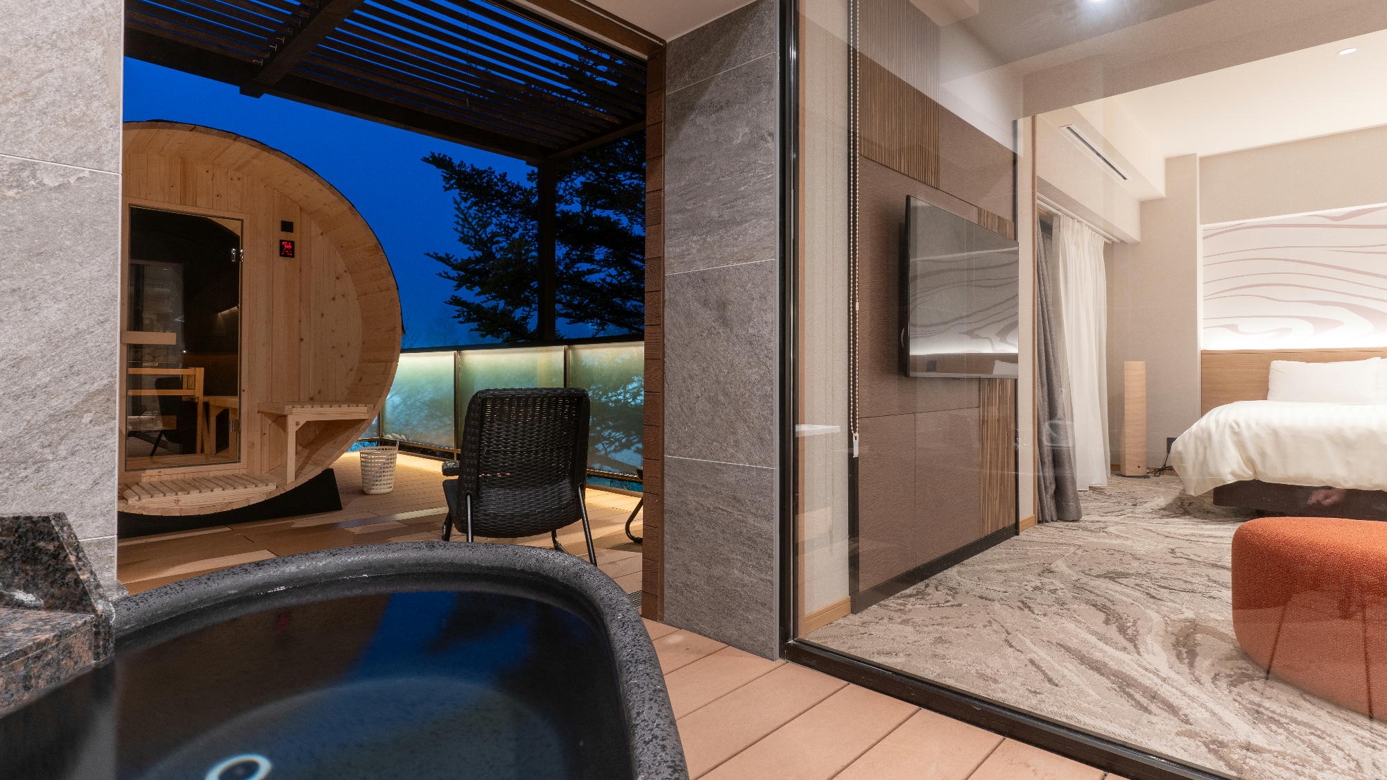 Triple room with barrel sauna and open-air bath [Capacity 3 people]
