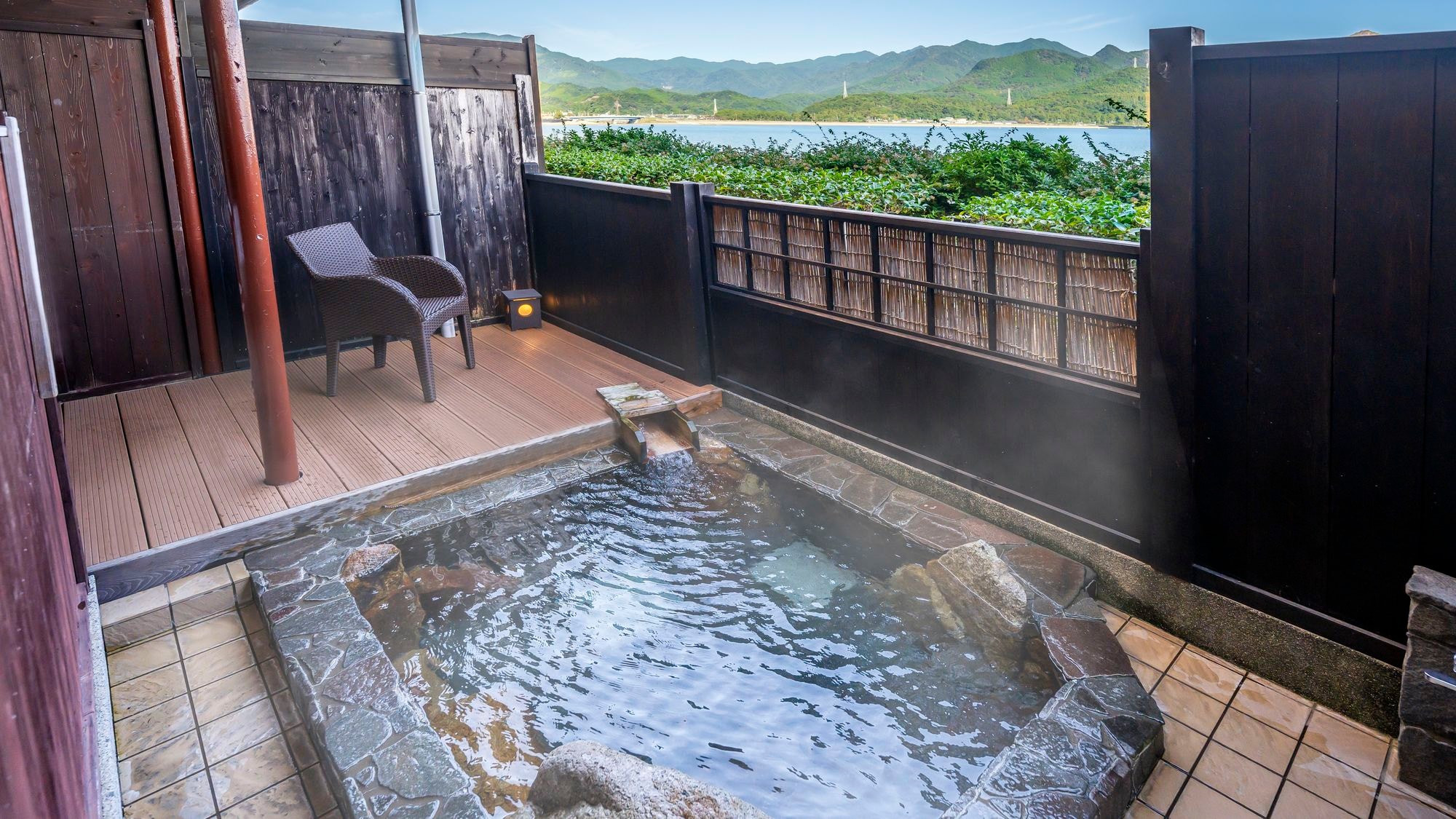 Deluxe Twin Room with Open-Air Bath (Ocean View) *The bath in your room is also supplied with hot spring water.