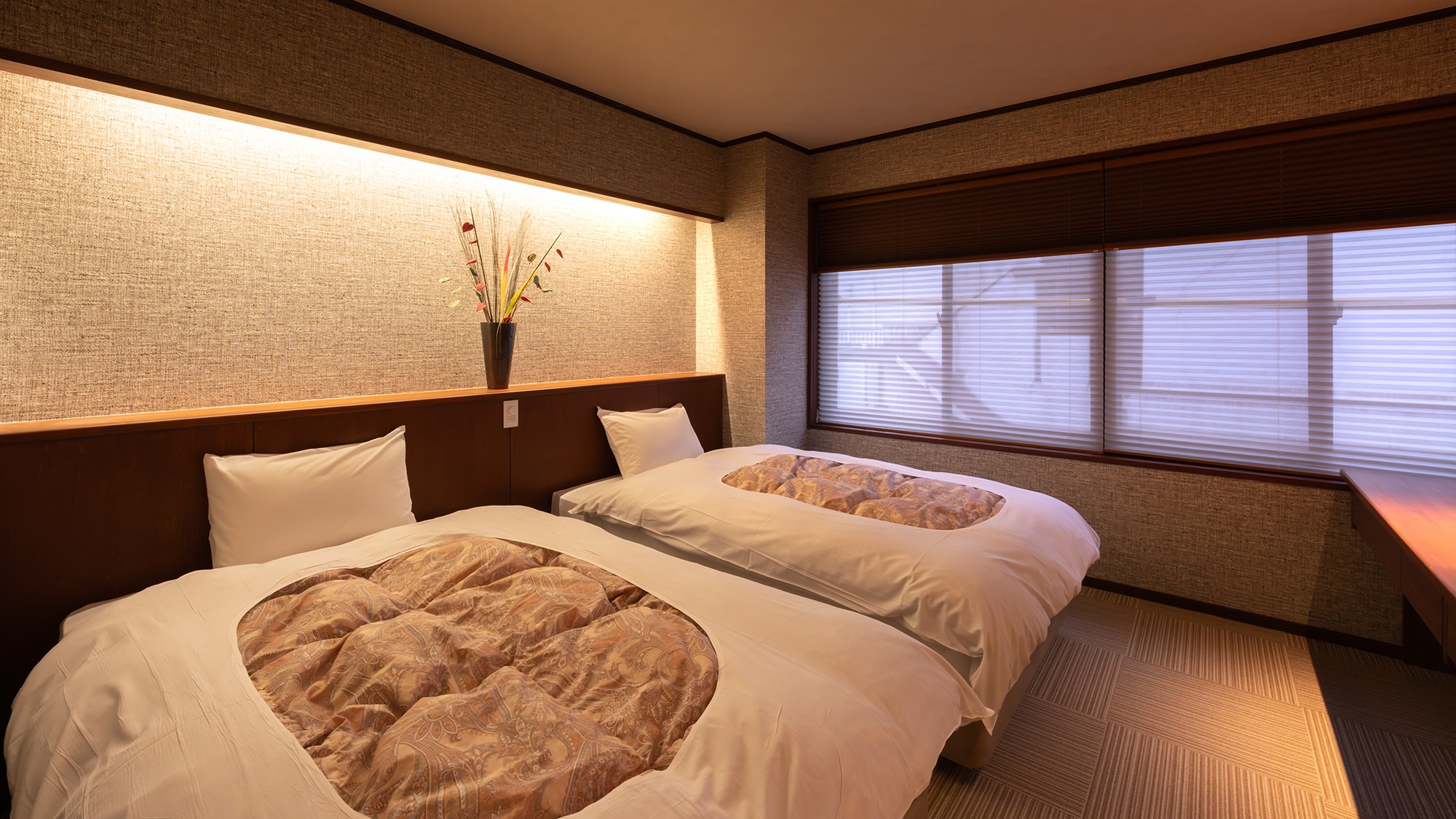 ■Kamar Jepang-Barat dengan sumber air panas■