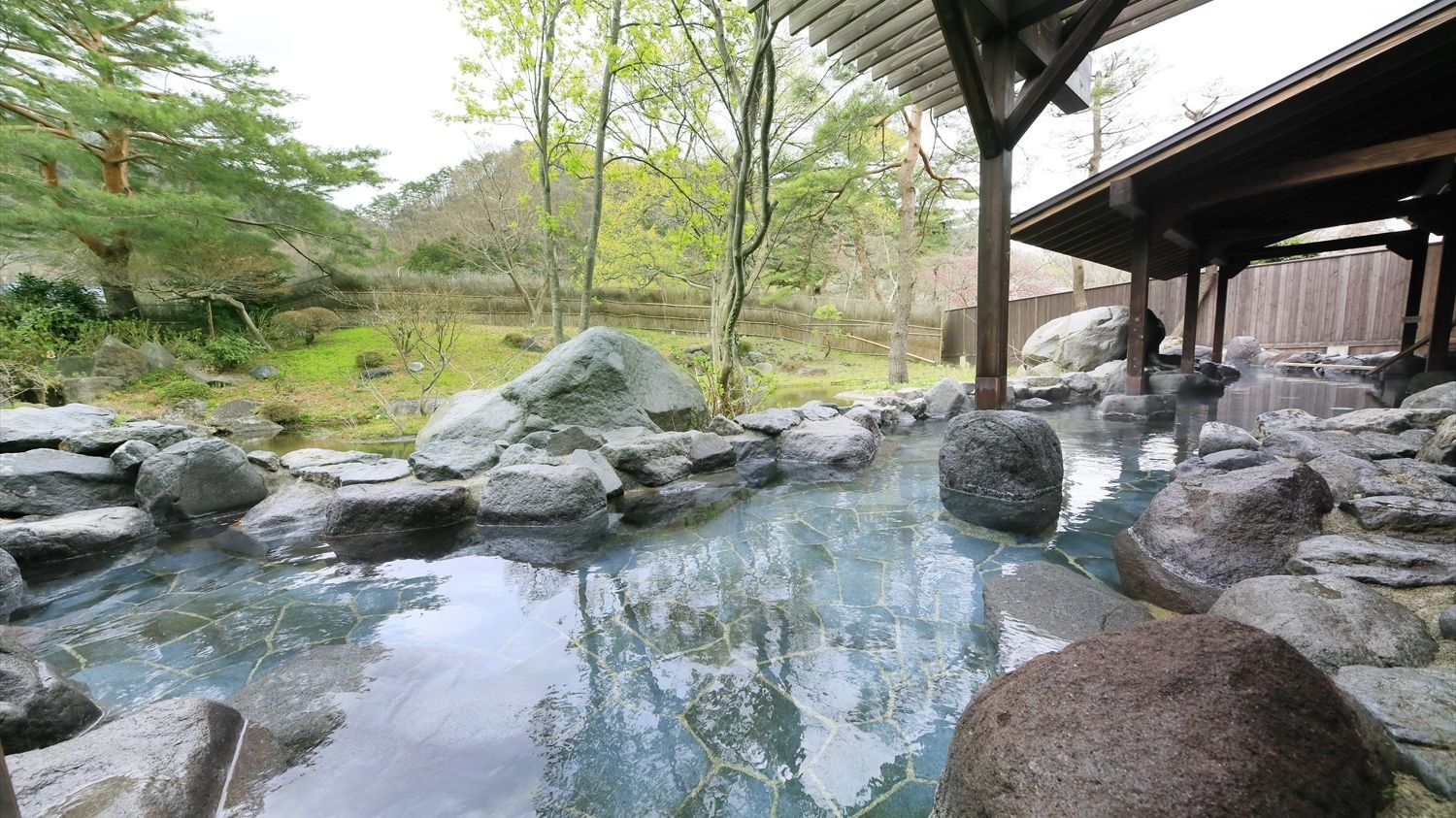 [螢明之湯]花園露天浴池/性別互換