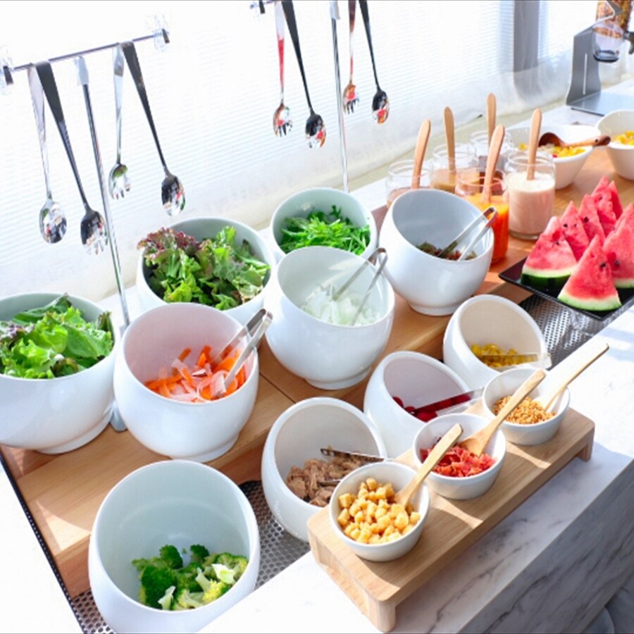 Breakfast buffet Start your day with a delicious breakfast