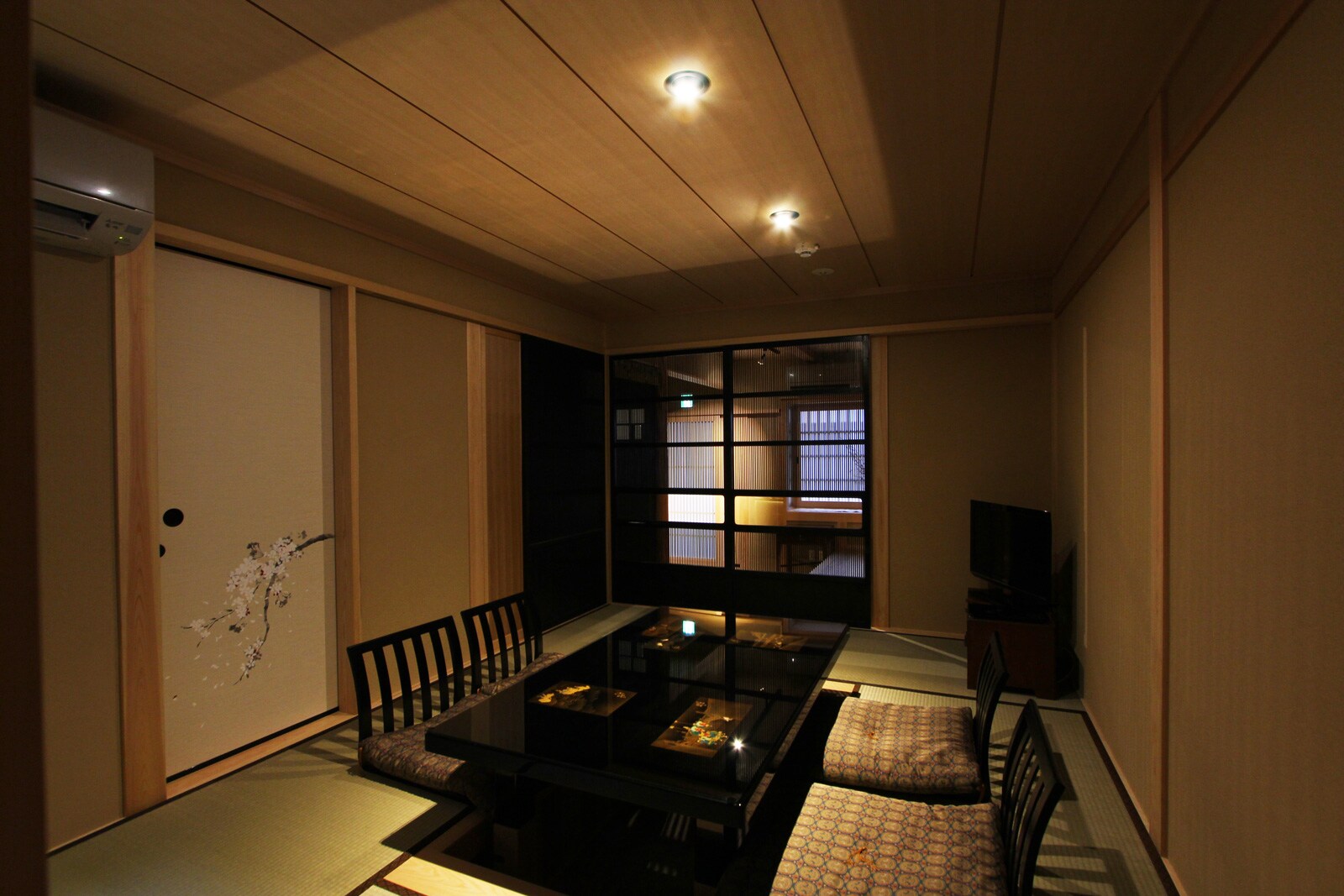 1st floor living room