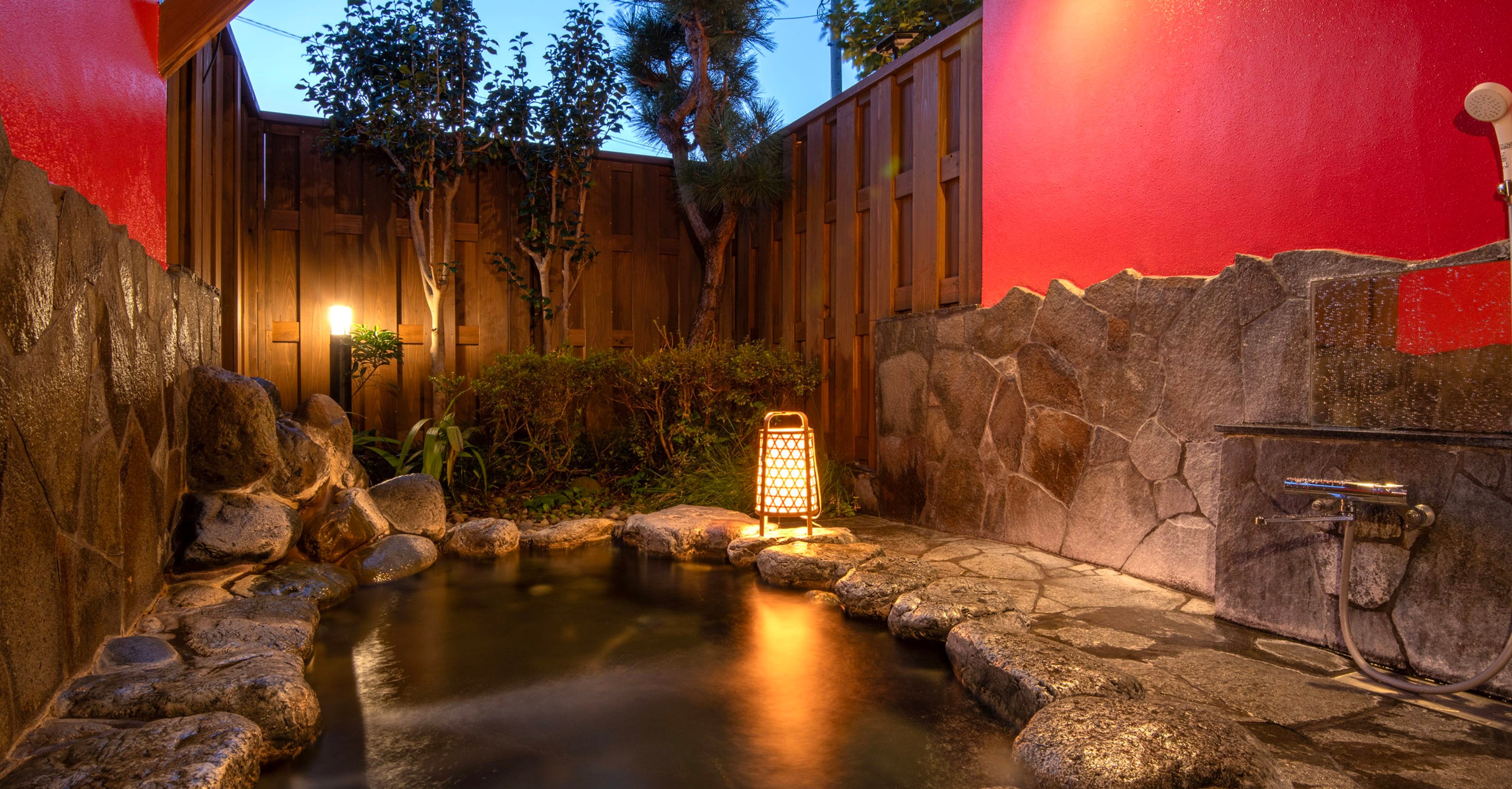 Private open-air bath "Hiragi"