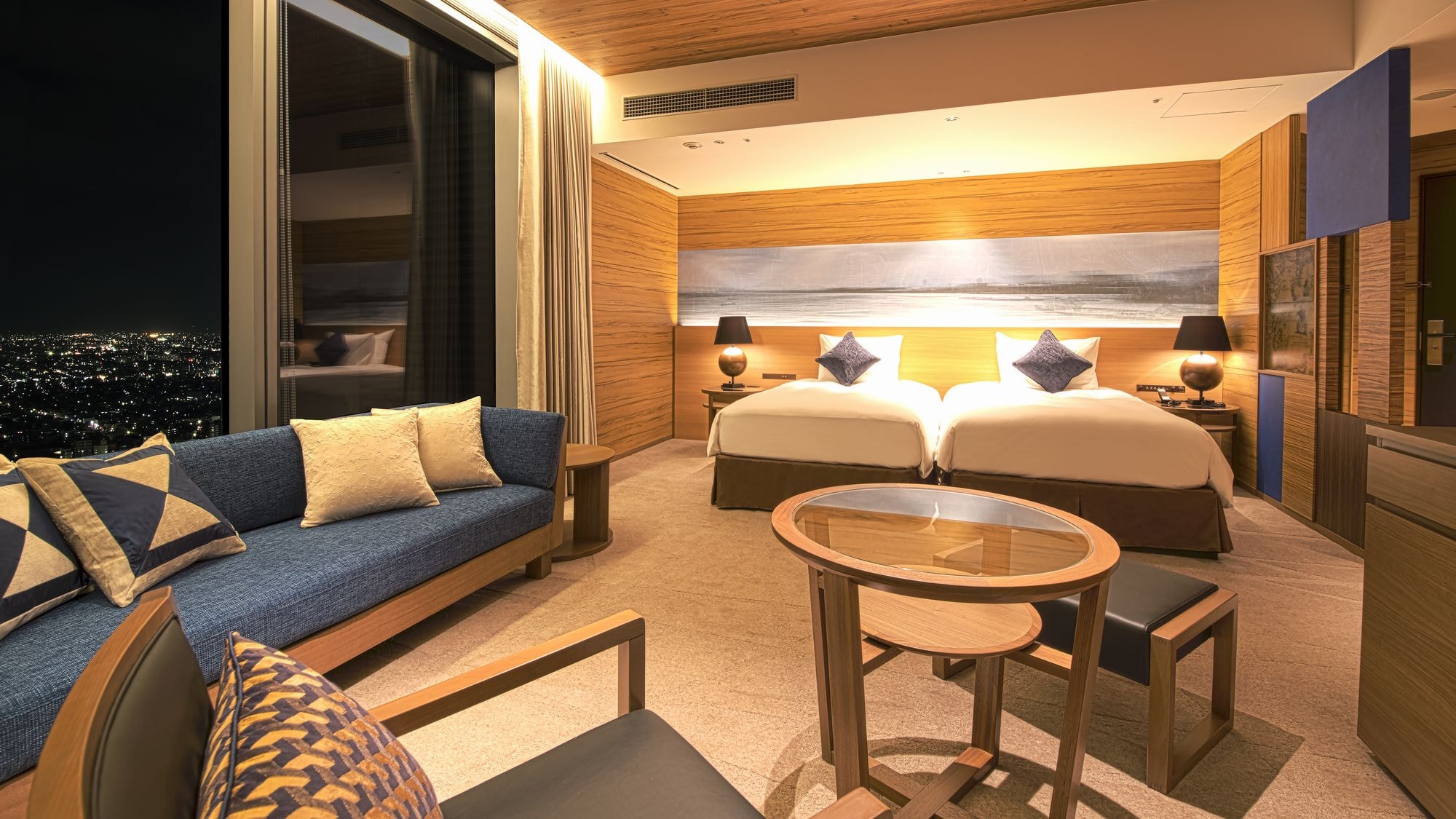 [32F and above] Deluxe Corner Twin