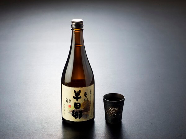 [おどけ（中野酒造）] 720ml。使用当地种植的酒米酿造的特制酒。