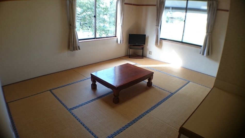 Main building, 10-tatami guest room