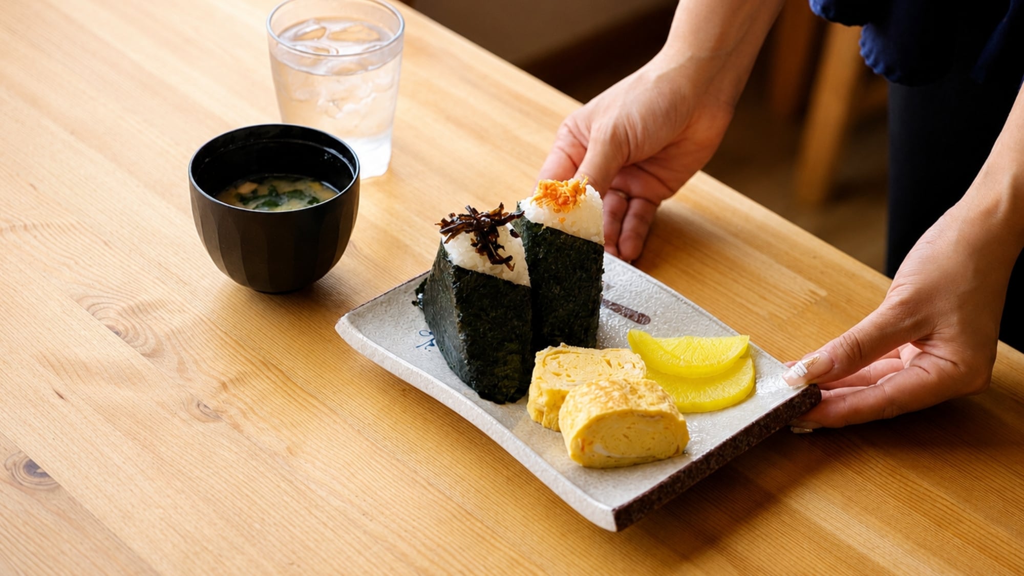 Start your day by recharging with a light breakfast.