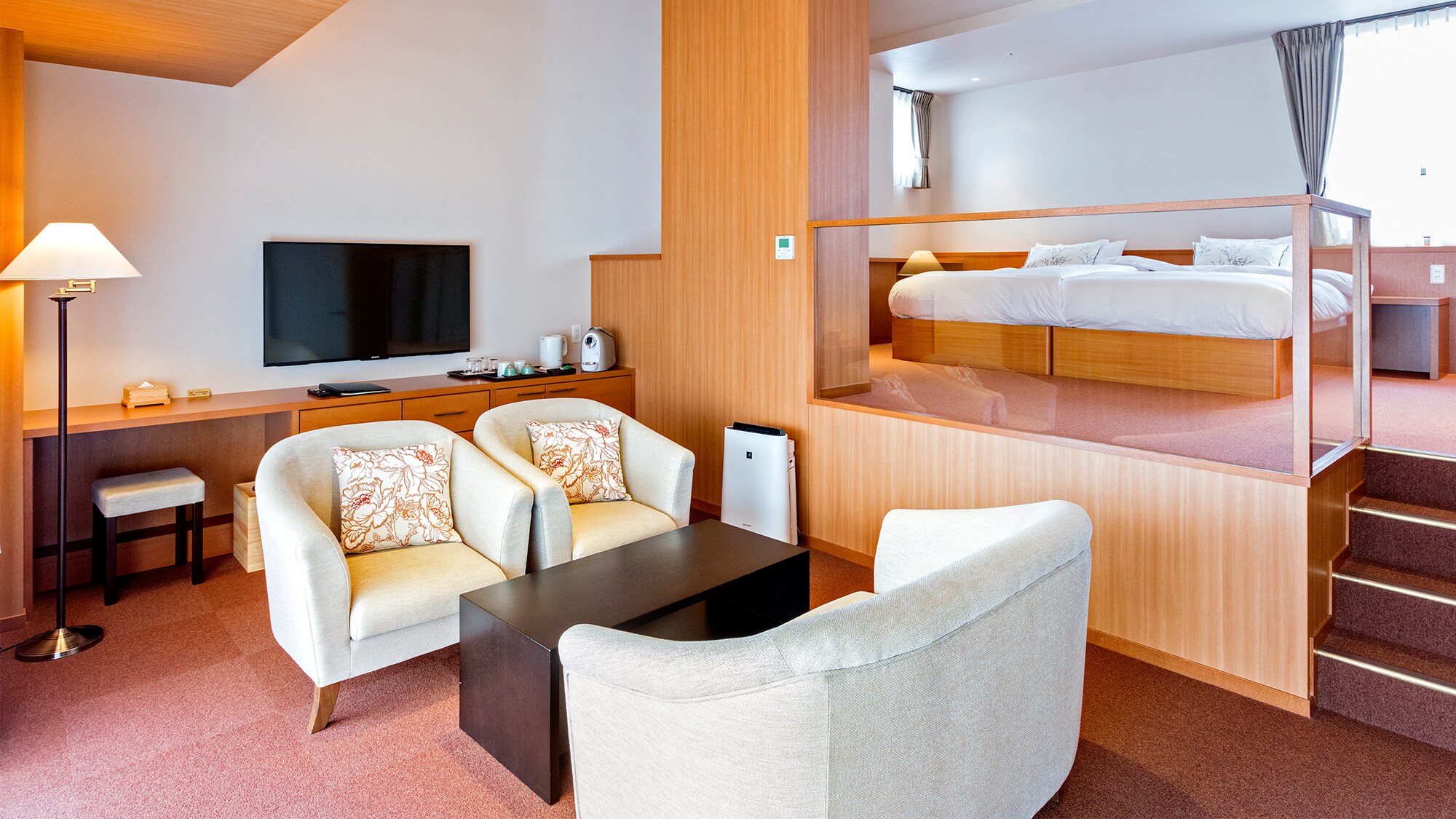 [Junior Suite] A spacious space of 65 square meters.