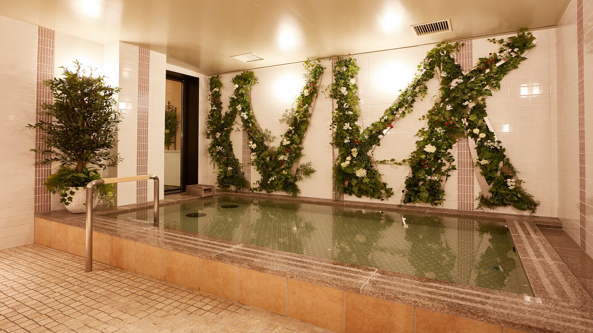 [Bath] Large public bath - Indoor bath (natural hot spring)