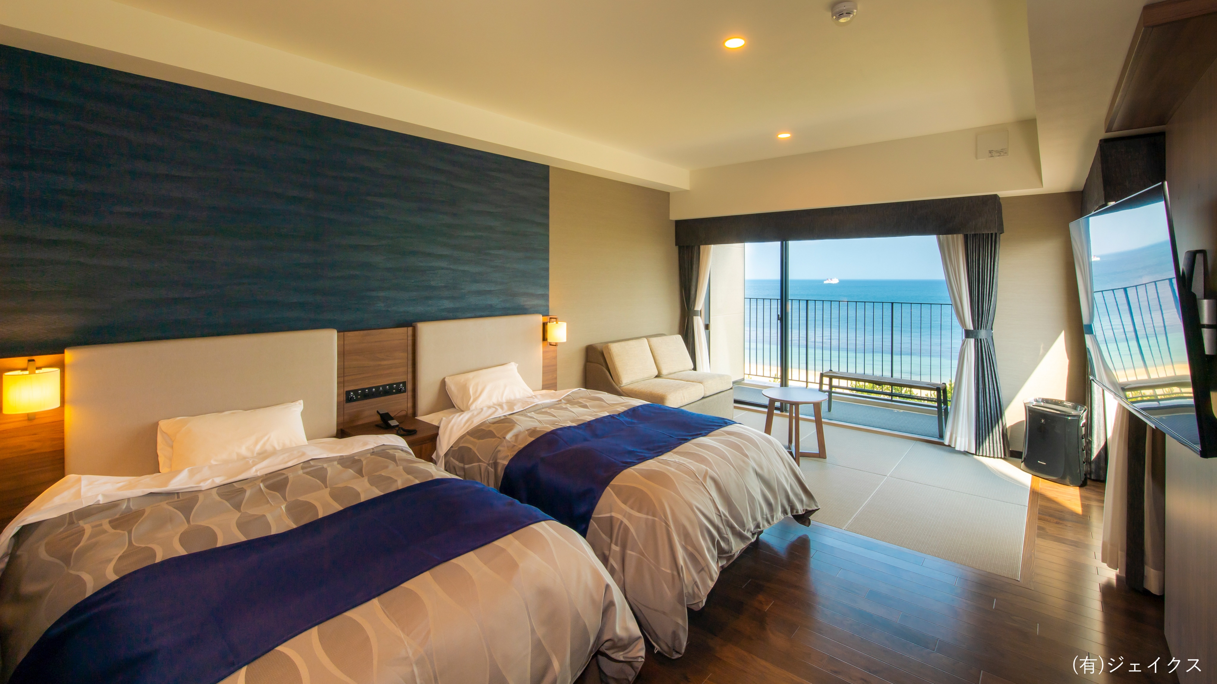 Superior Japanese and Western room